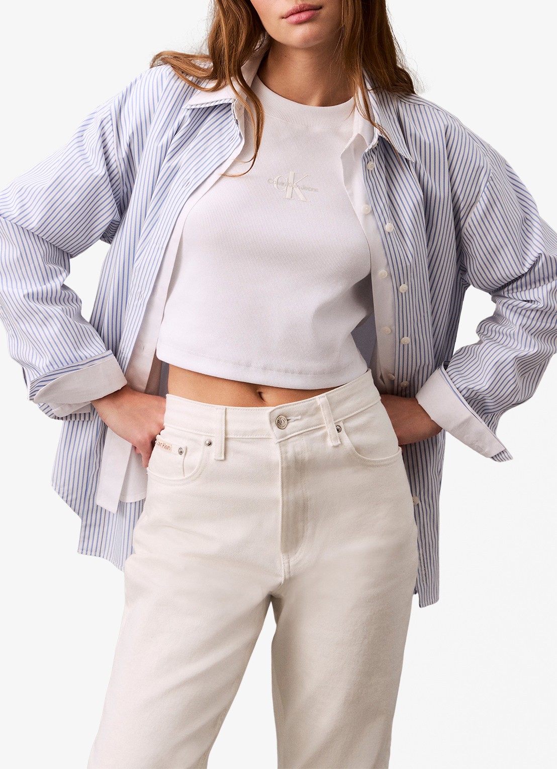 Calvin Klein Cropped T-shirt met logo - detail 3 gebroken wit