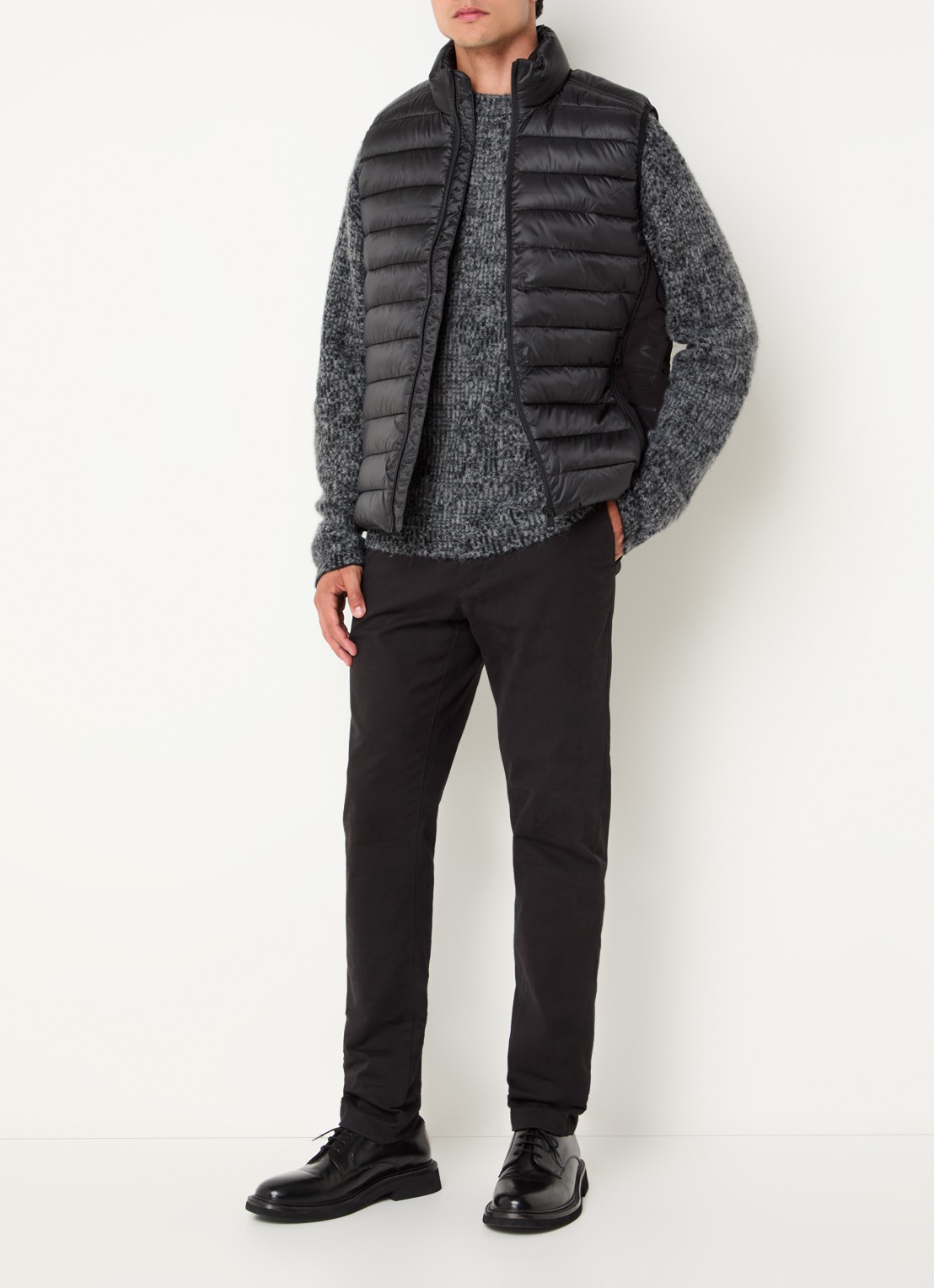 Calvin Klein Gewatteerde bodywarmer met ritszakken - voorkant 4 zwart