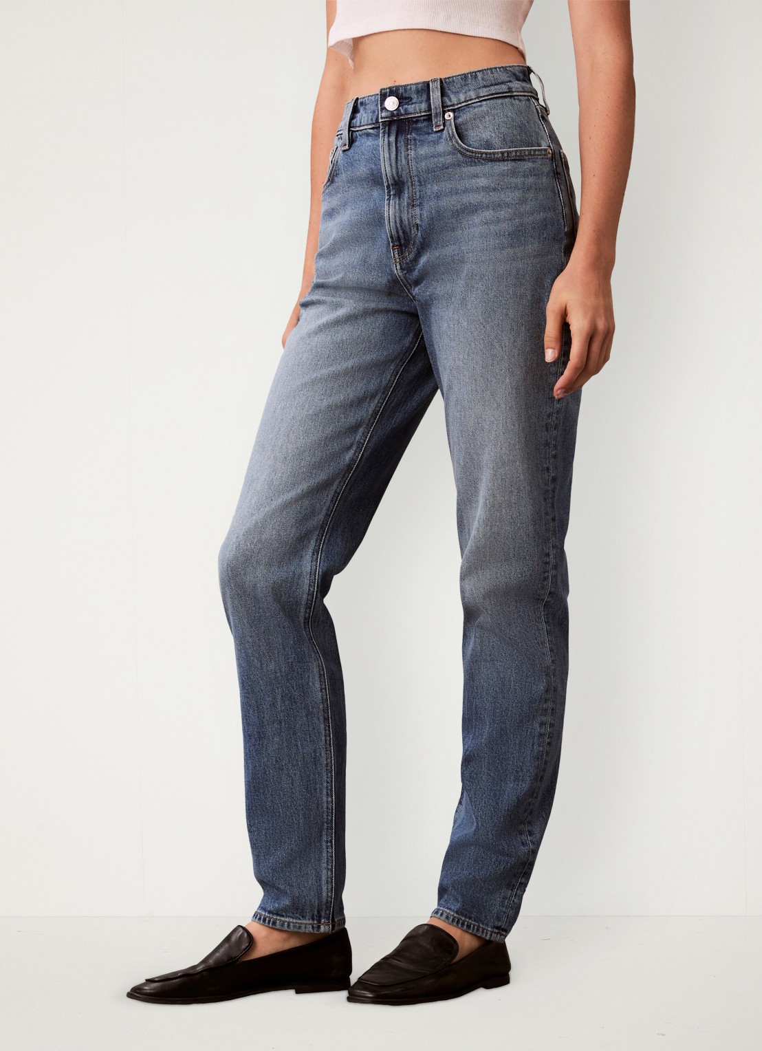 Calvin Klein High waist cropped mom jeans met medium wassing - detail blauw