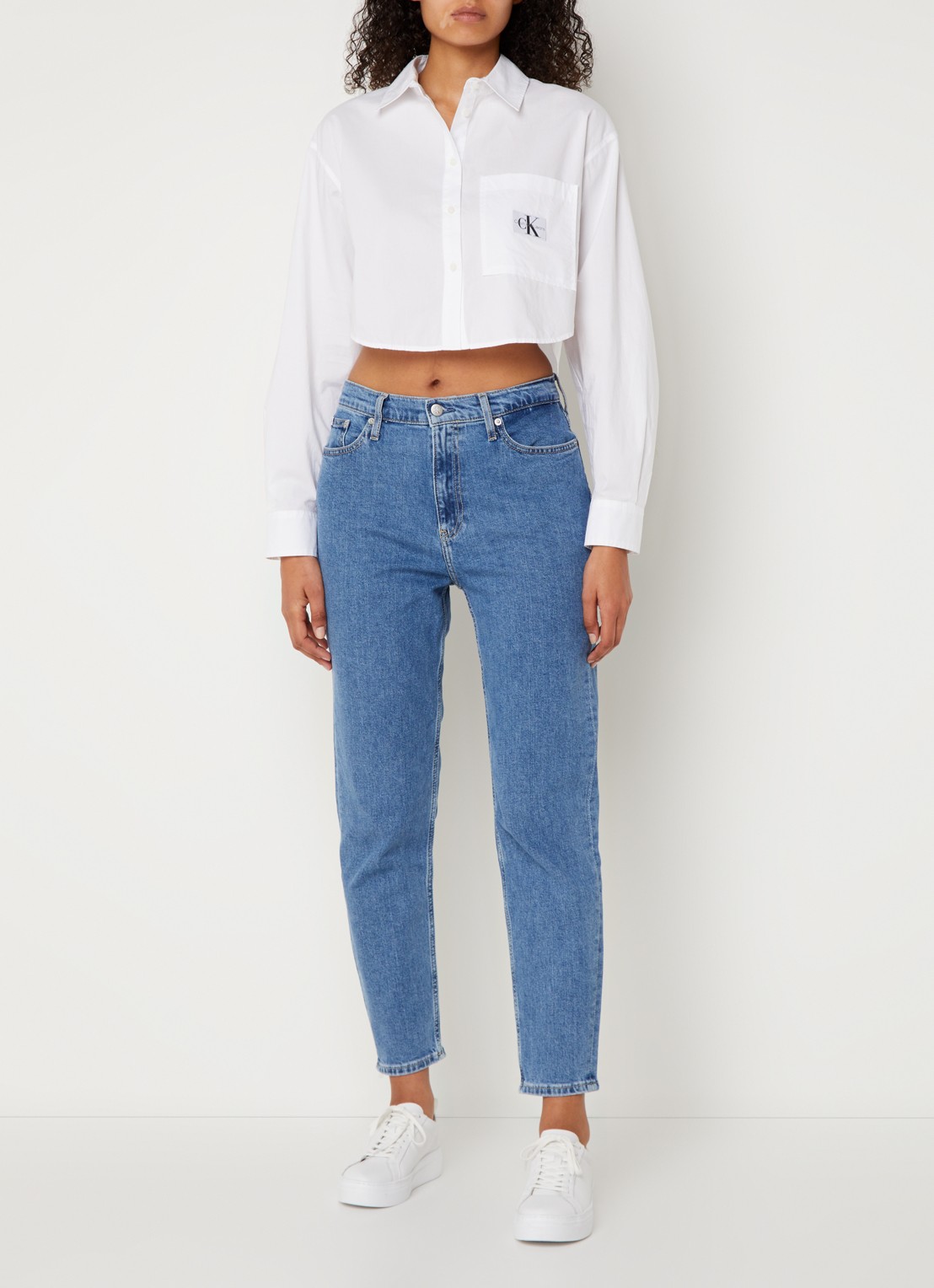 Calvin Klein High waist cropped mom jeans met medium wassing - voorkant 3 indigo