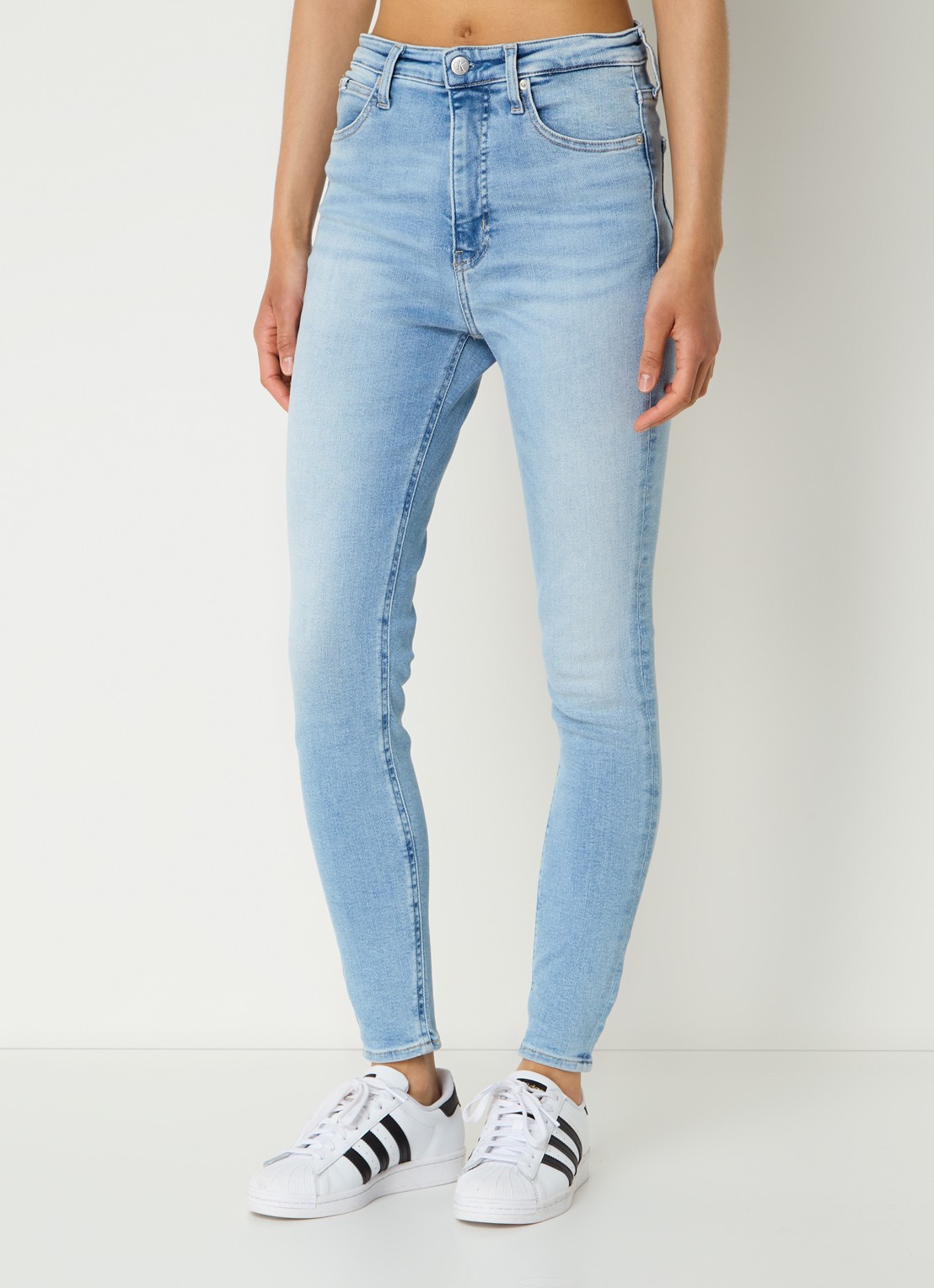 Calvin Klein High waist skinny jeans met lichte wassing - detail 4 indigo