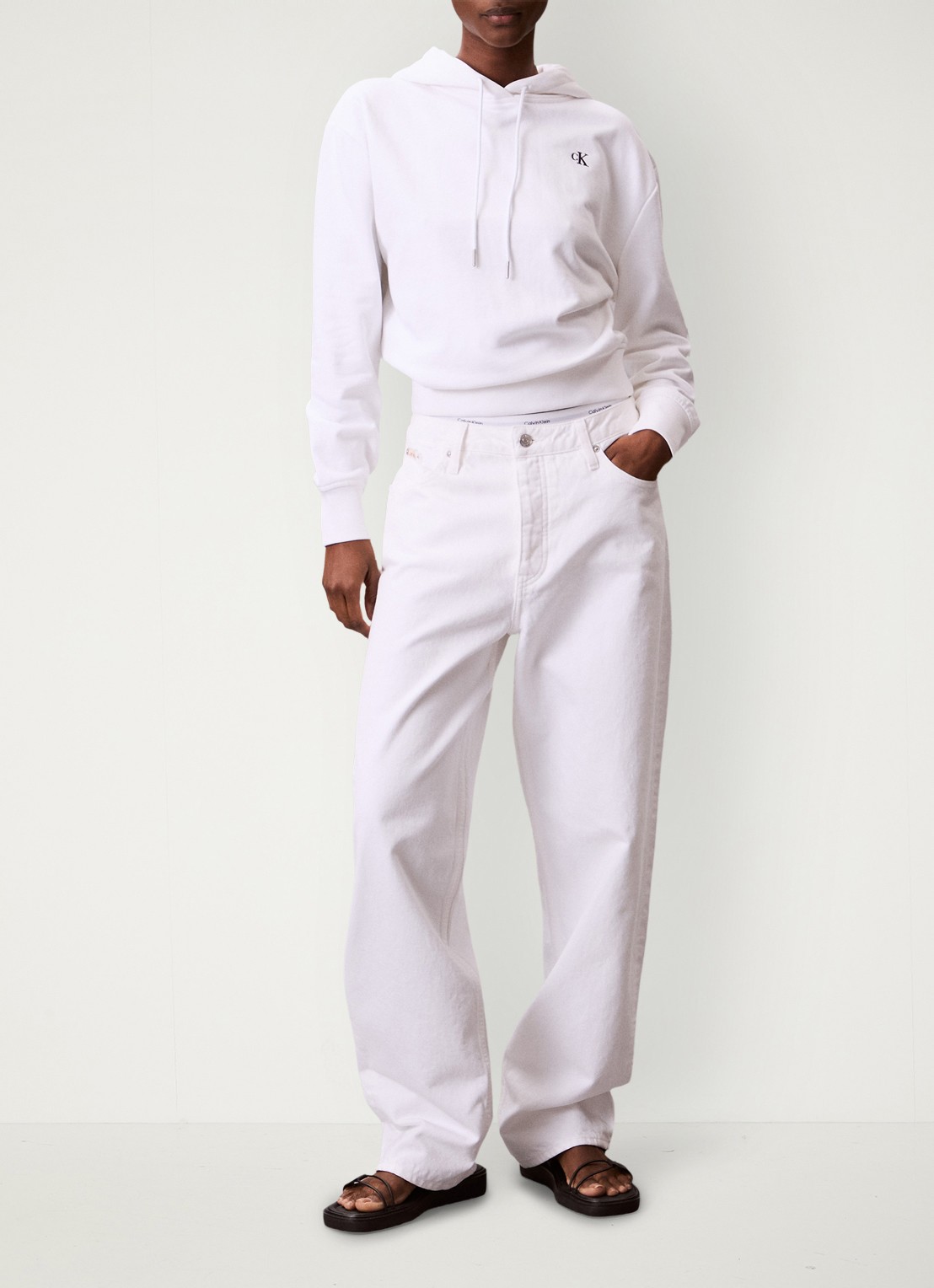 Calvin Klein Hoodie met logo - detail 5 wit