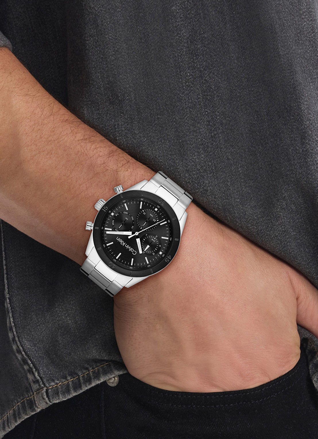 Calvin Klein Horloge CK25200557  - voorkant 4 zilver