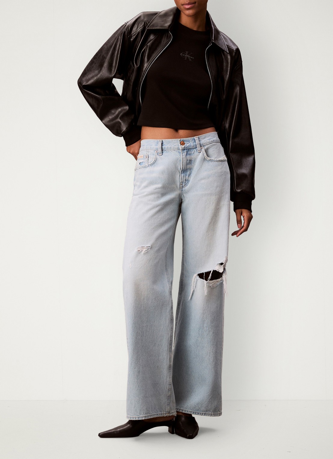 Calvin Klein Longsleeve top met logo en ronde hals - voorkant 3 zwart
