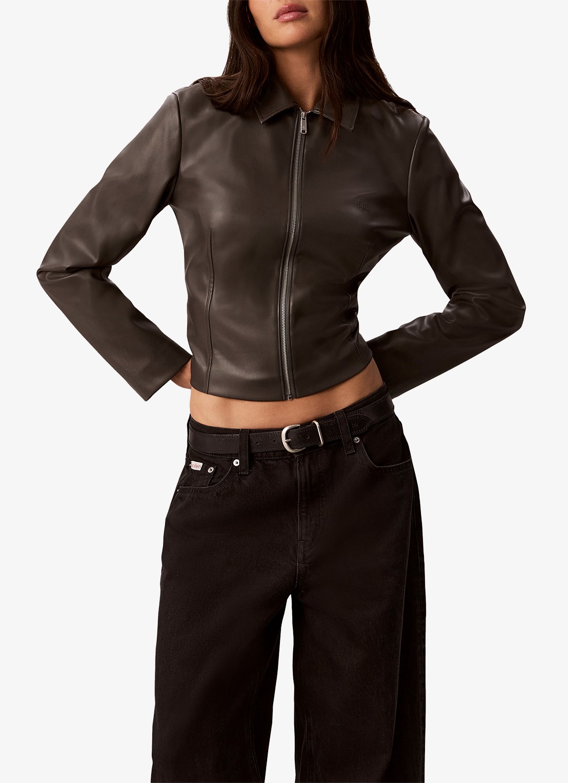Calvin Klein Low waist loose fit jeans met donkere wassing - detail 7 zwart