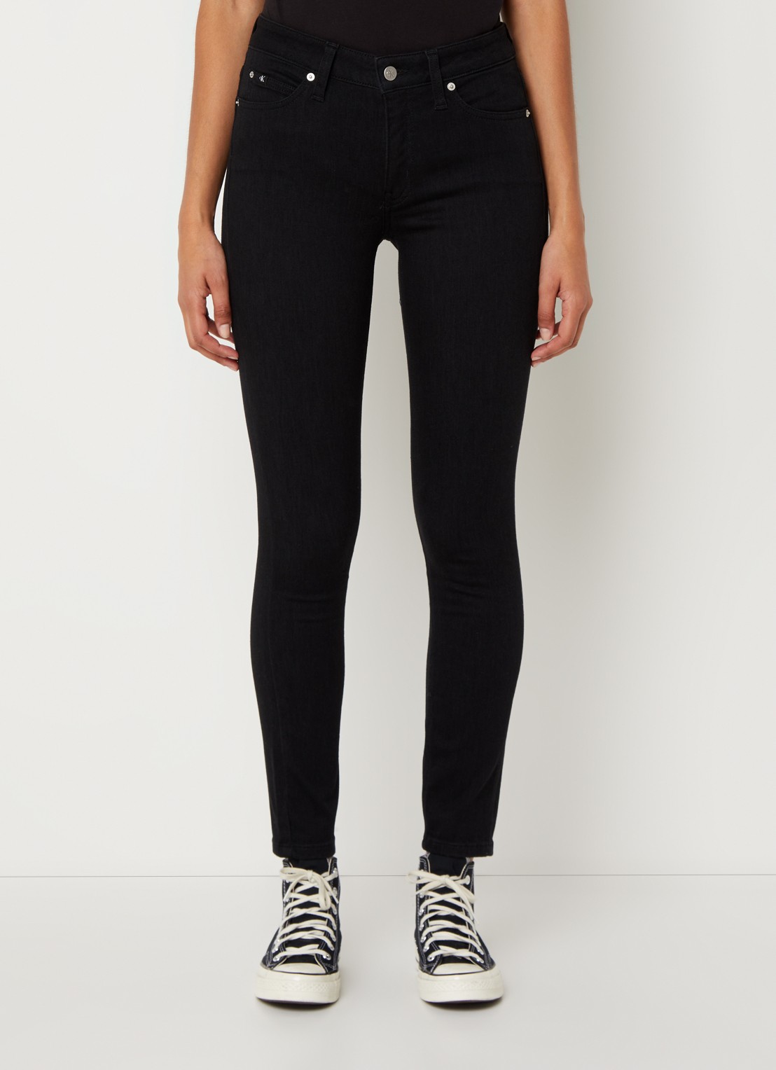 Calvin Klein Mid waist skinny jeans met gekleurde wassing - detail 4 zwart