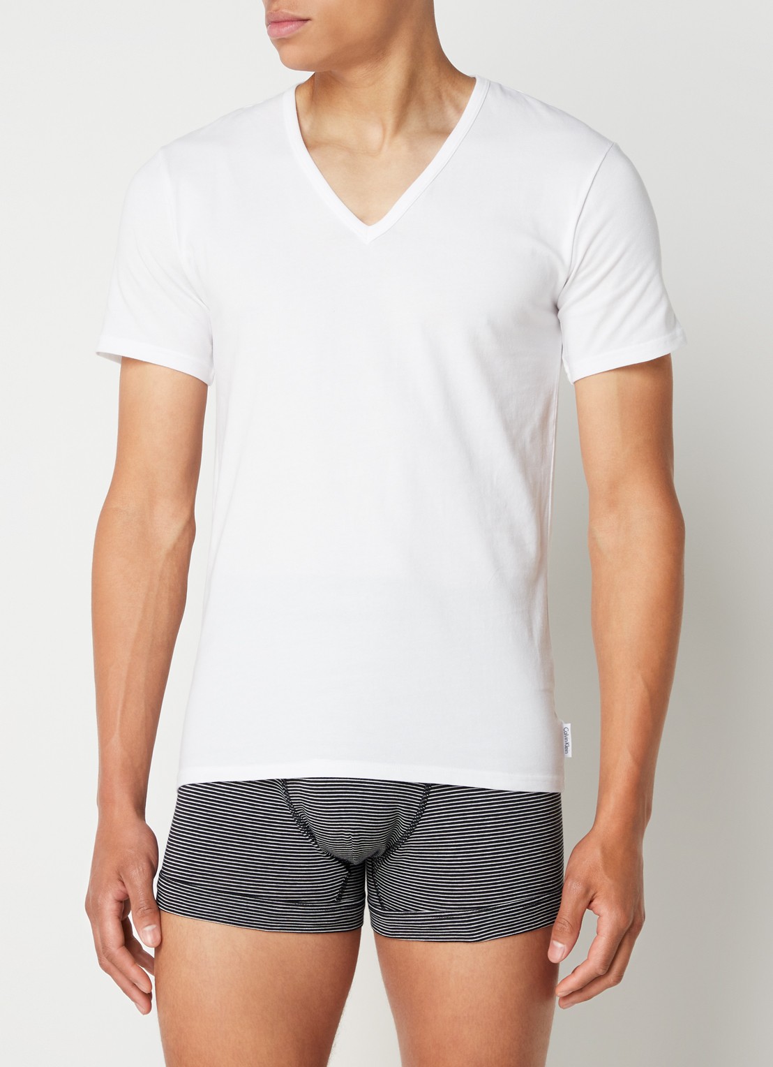 Calvin Klein Modern Cotton T-shirt met V-hals in 2-pack - detail wit