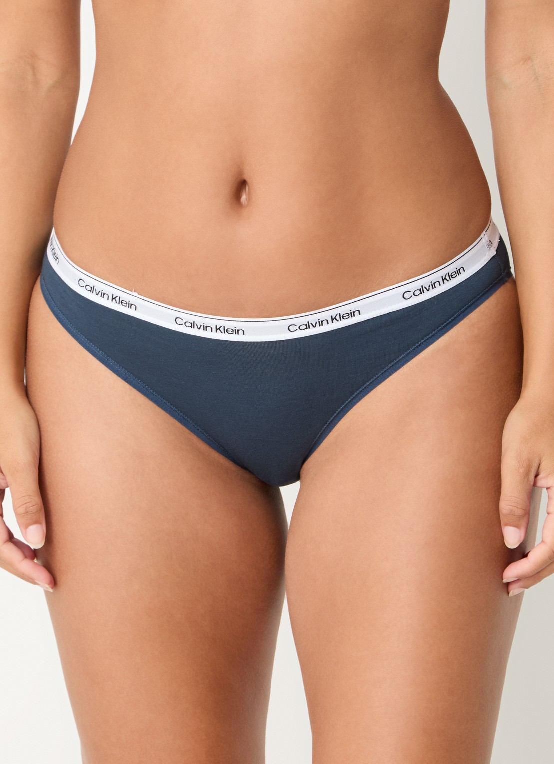 Calvin Klein Modern hipster met logoband - detail ink / blauw