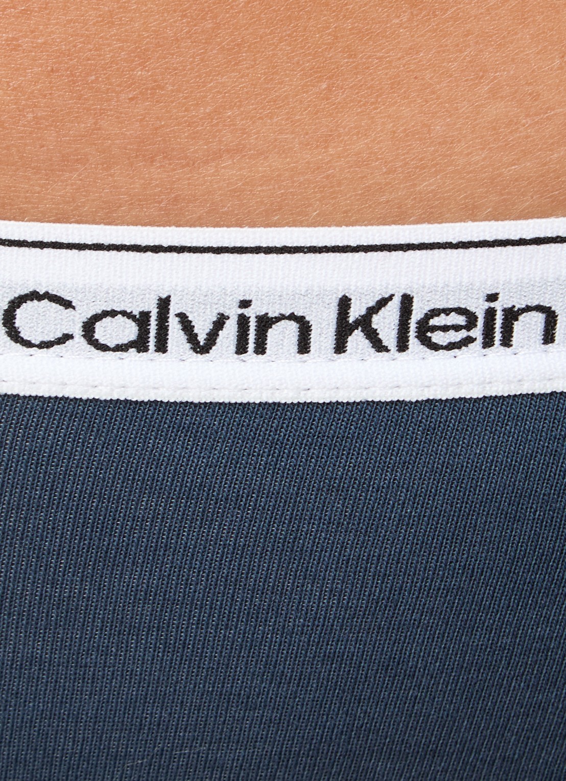 Calvin Klein Modern hipster met logoband - detail 2 ink / blauw