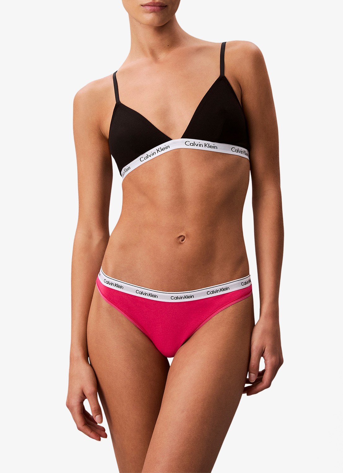 Calvin Klein Modern string met logoband - detail vibrant pink-245 / roze