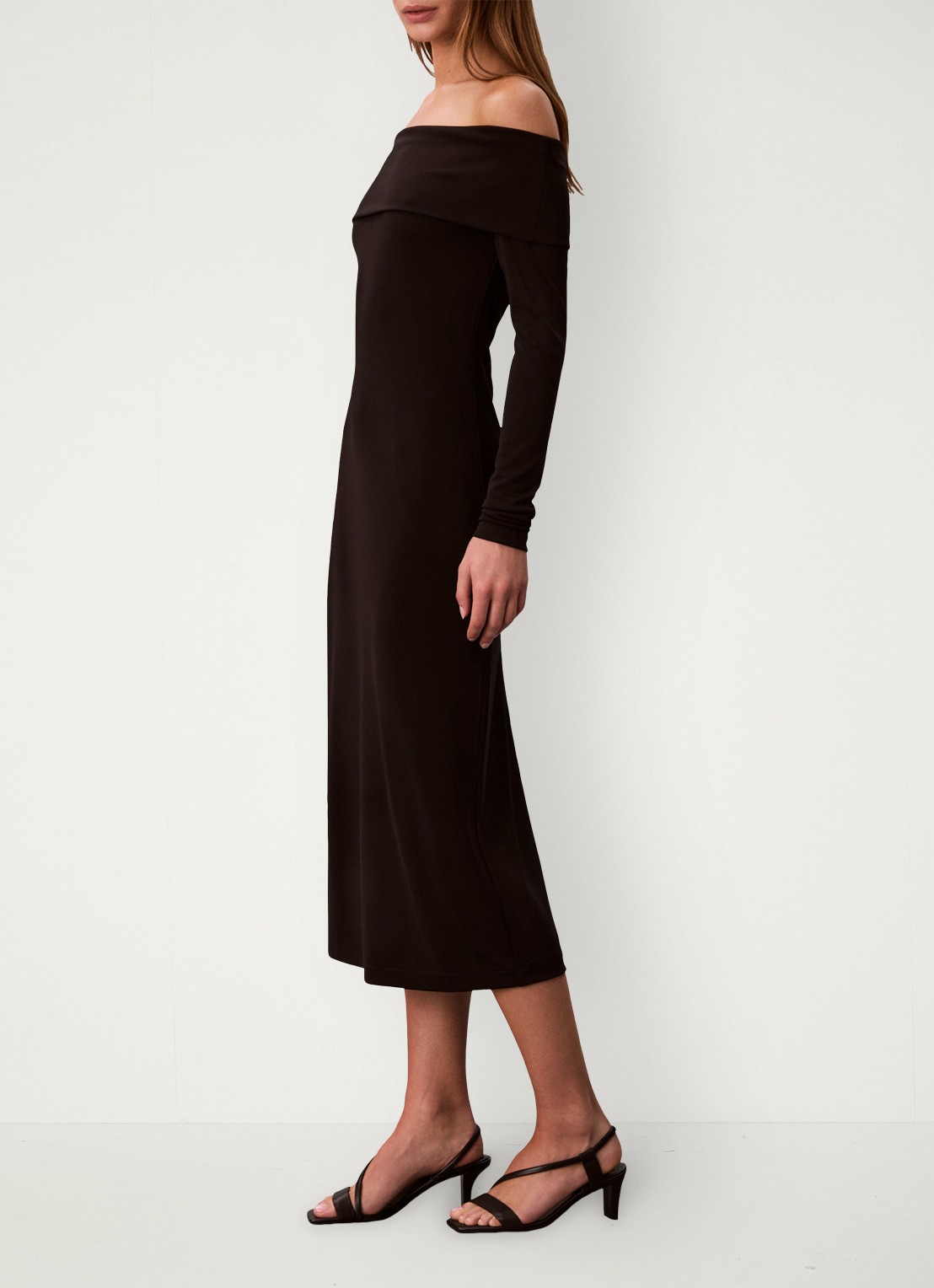 Calvin Klein Off shoulder midi jurk - detail 5 zwart