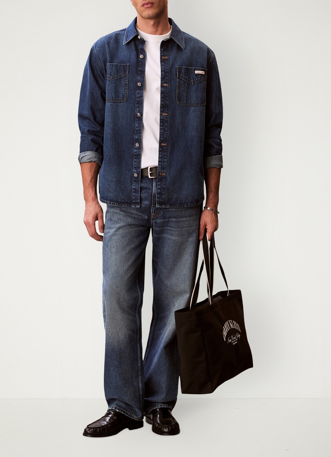 Calvin Klein Overshirt van denim met borstzakken - voorkant 3 indigo