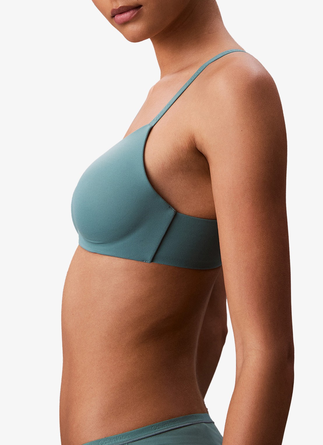 Calvin Klein Perfectly Fit beugelloze plunge T-shirt bh - detail 5 slate turquoise-mb2 / blauw