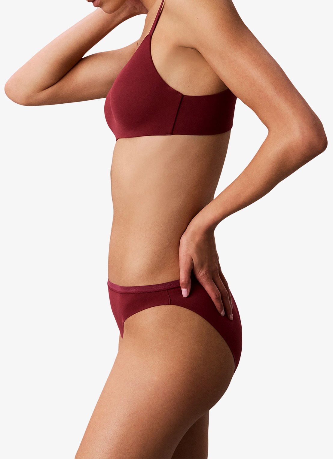 Calvin Klein Perfectly Fit beugelloze plunge T-shirt bh - detail 3 established red-4gj