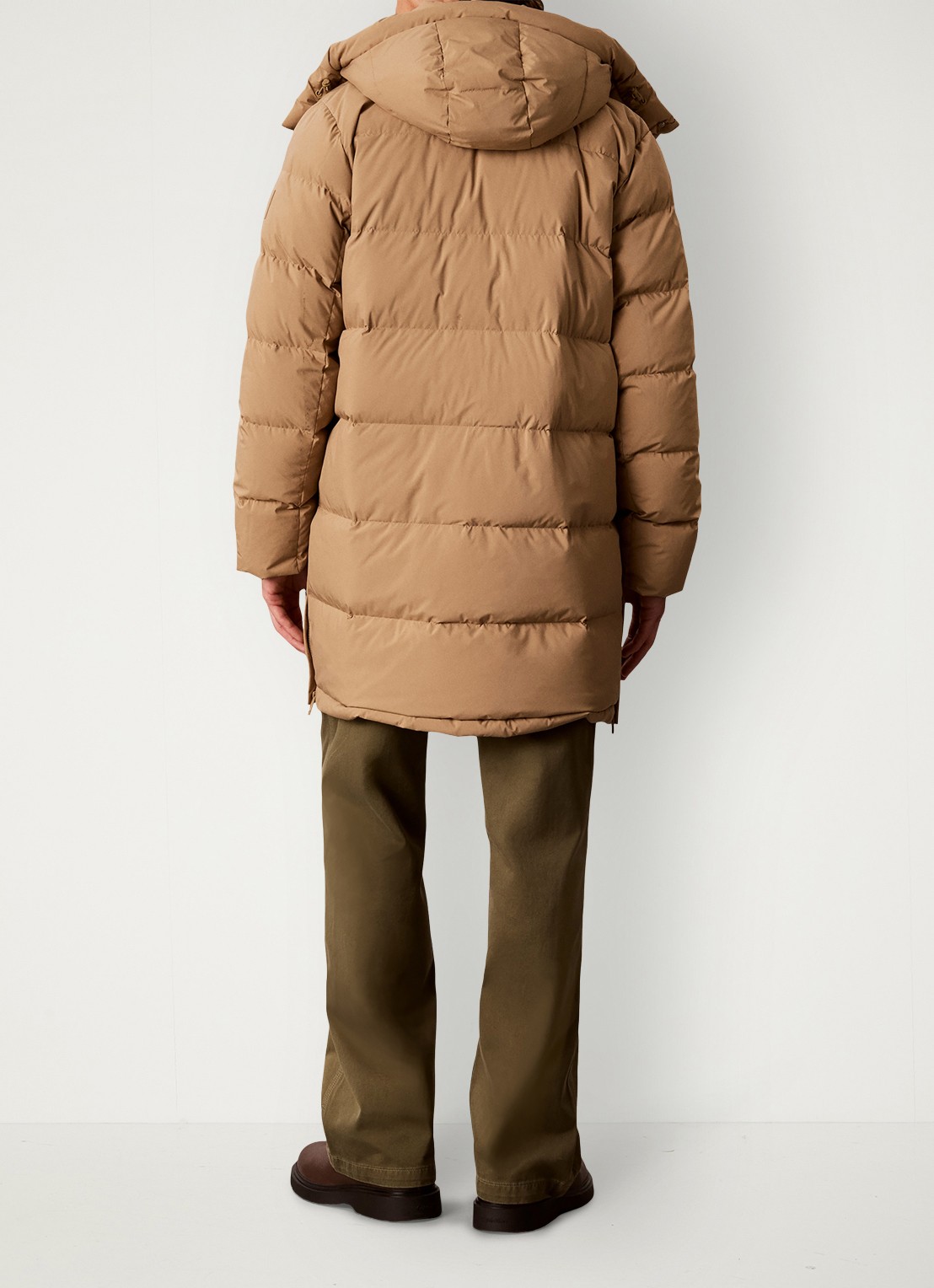 Calvin Klein Puffer jas met logo - achterkant 5 zand