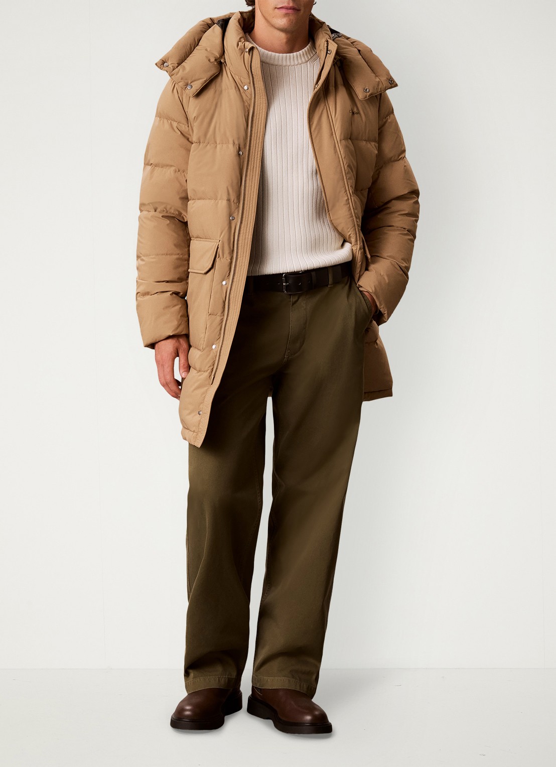 Calvin Klein Puffer jas met logo - voorkant 7 zand