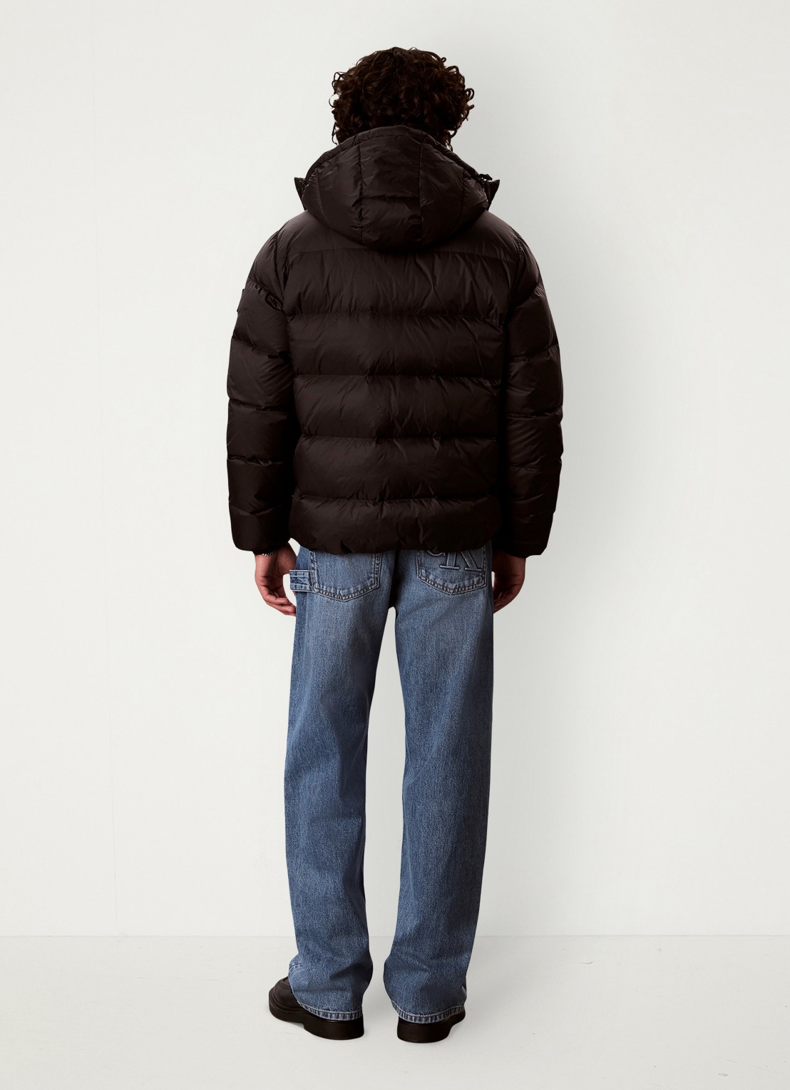 Calvin Klein Puffer jas met logo - achterkant 5 zwart