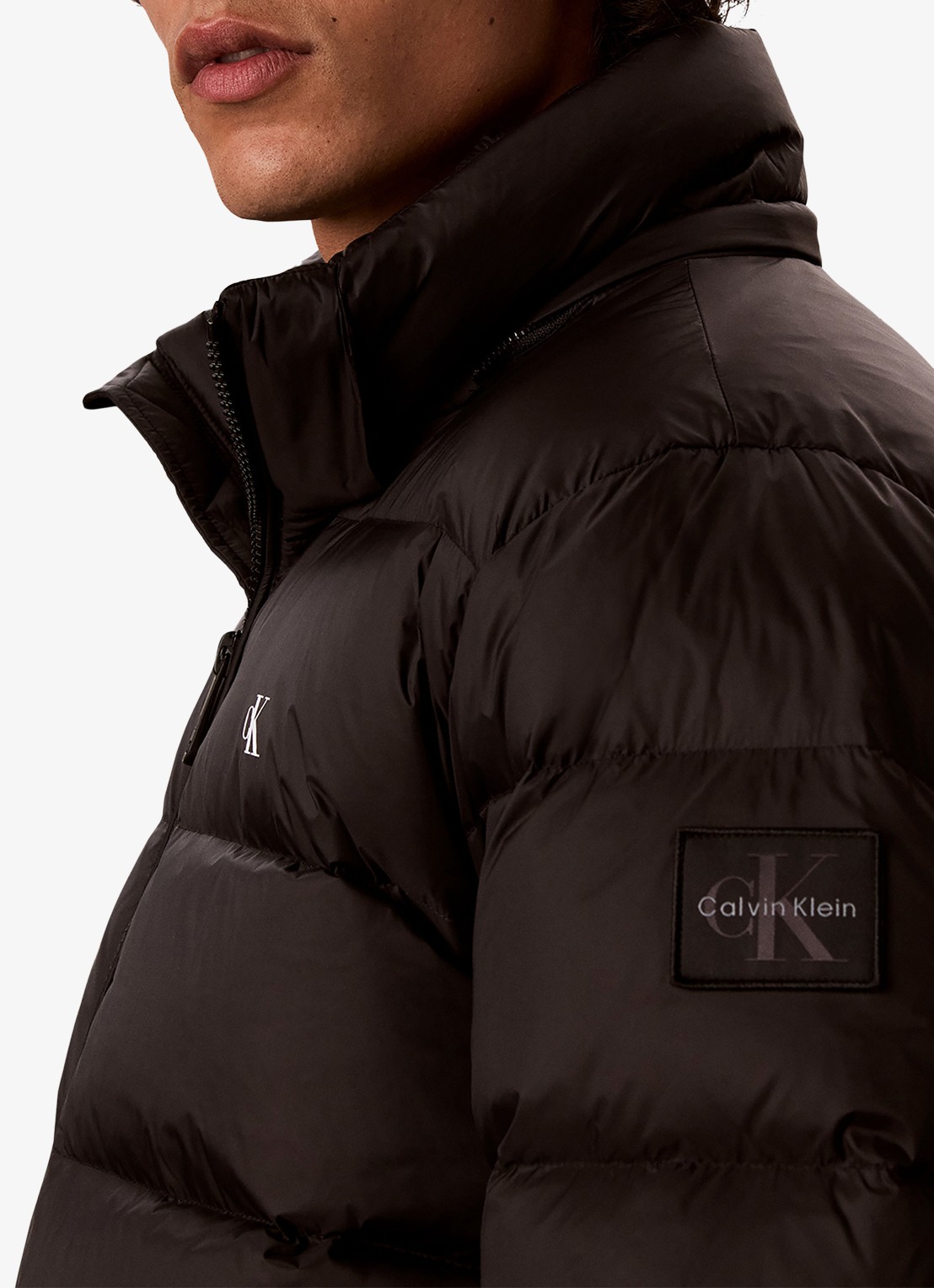 Calvin Klein Puffer jas met logo - detail 4 zwart