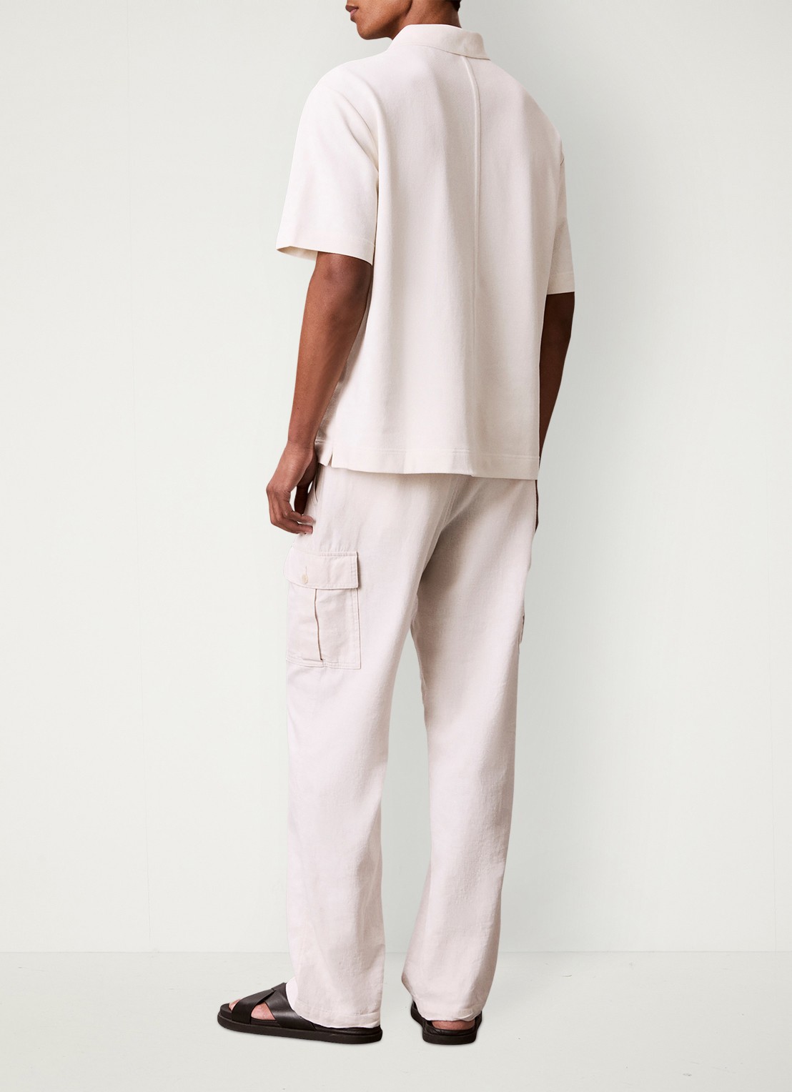 Calvin Klein Regular fit polo met logoborduring - achterkant ivoor