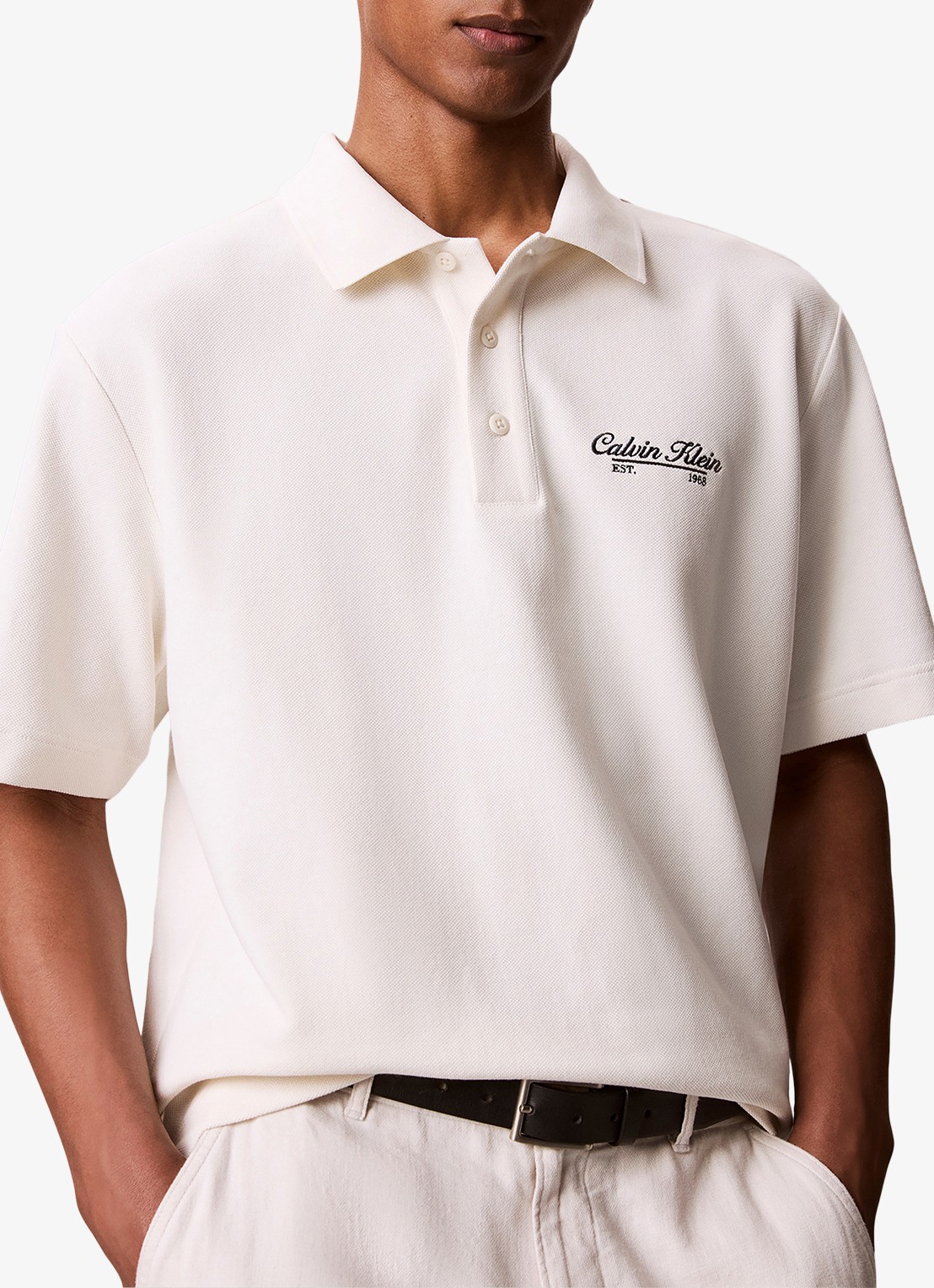Calvin Klein Regular fit polo met logoborduring - detail 4 ivoor