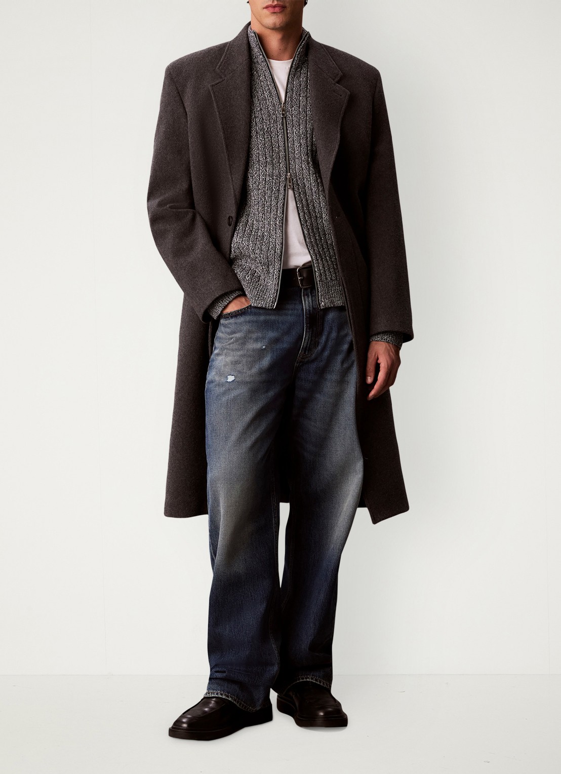Calvin Klein Ribgebreid vest met logoborduring - voorkant 6 grijs