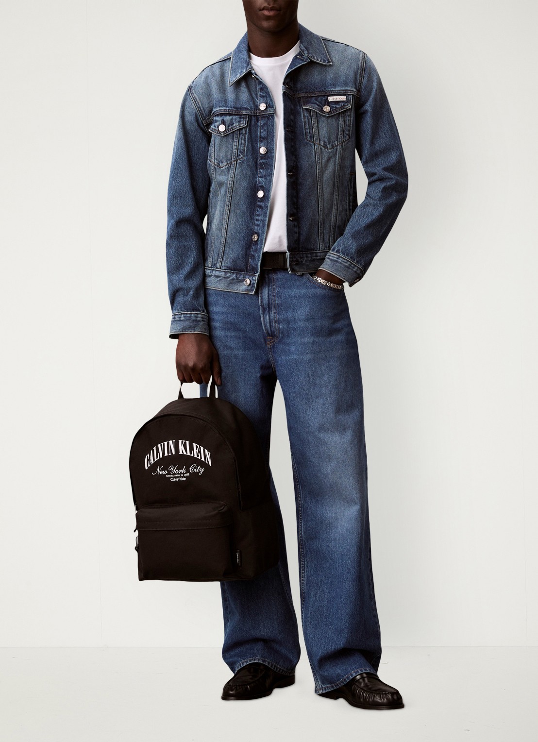Calvin Klein Rugzak met logo - voorkant 4 zwart