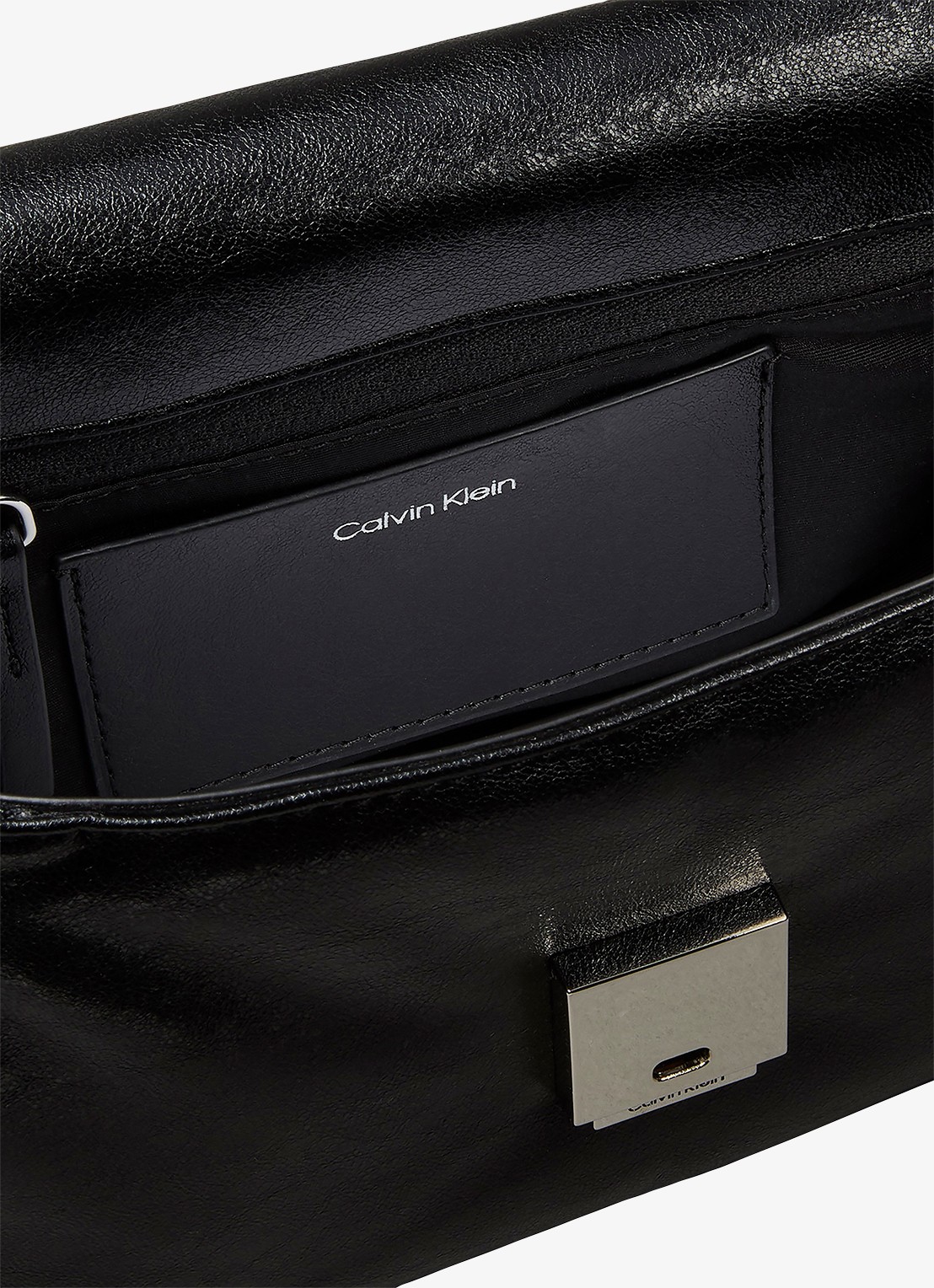 Calvin Klein Schoudertas met logo en afneembare schouderriem - detail zwart