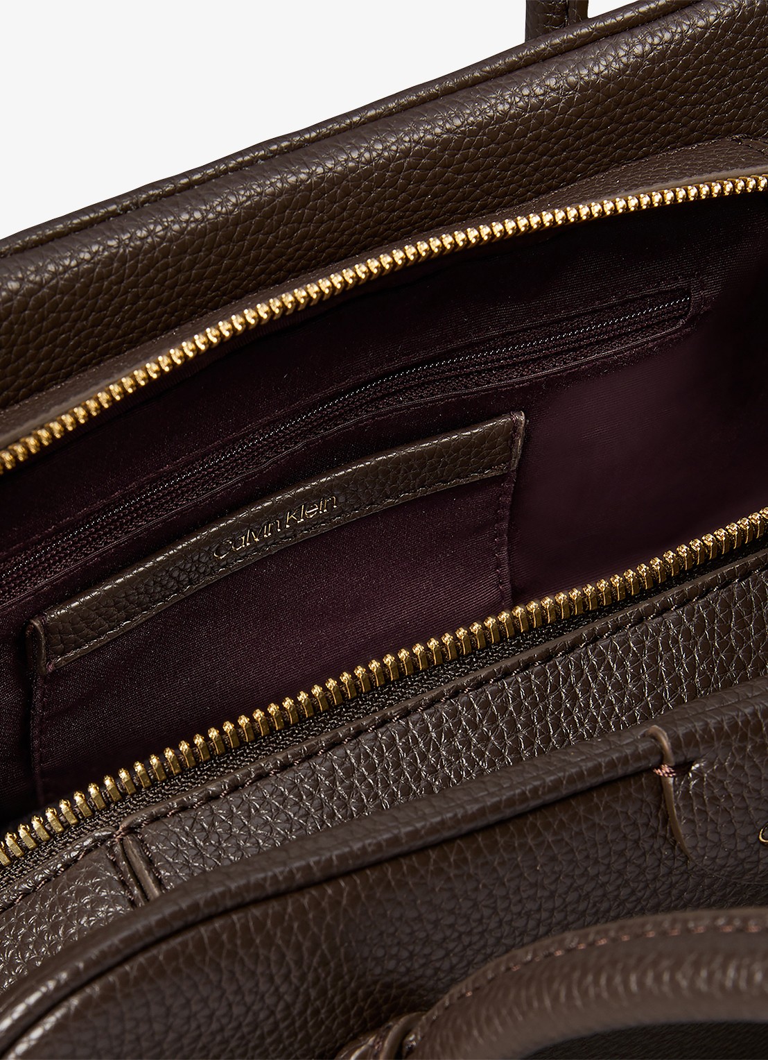 Calvin Klein Schoudertas met tasbedel - detail 3 delicioso-bal /  bruin