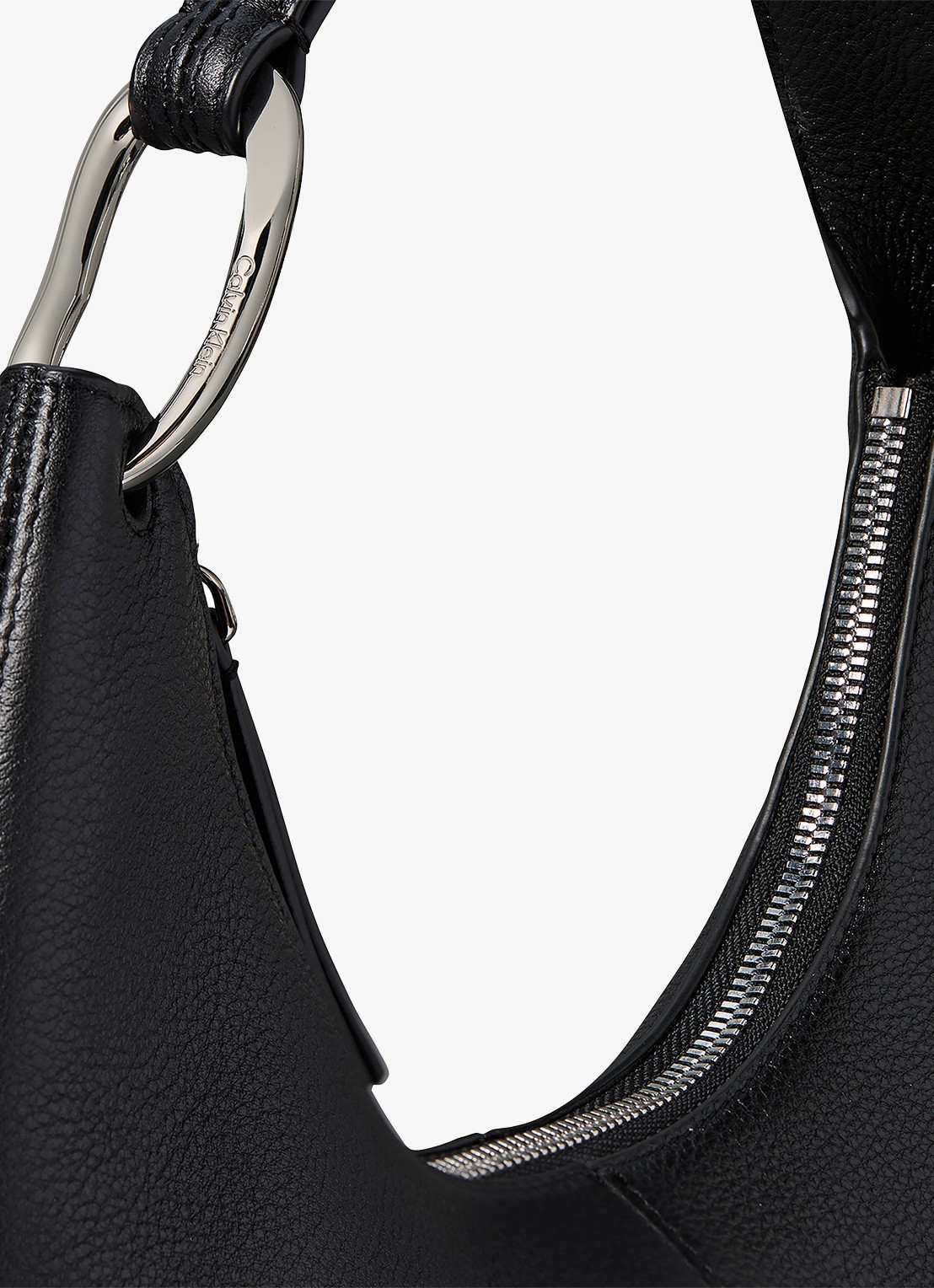 Calvin Klein Schoudertas van leer - detail 4 black-ub1 /  zwart