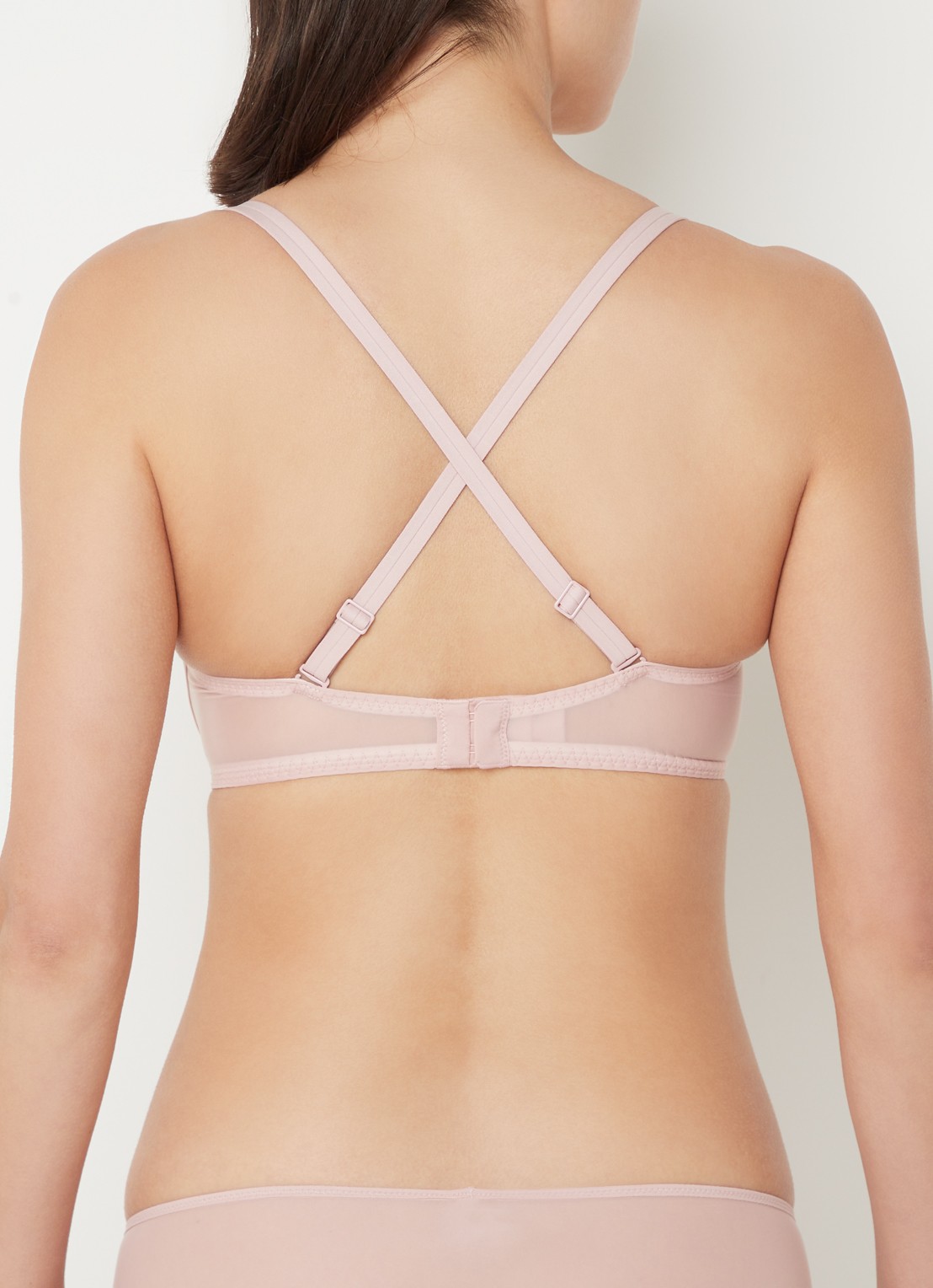 Calvin Klein Sheer Marquisette plunge push-up bh - detail 5 lichtroze