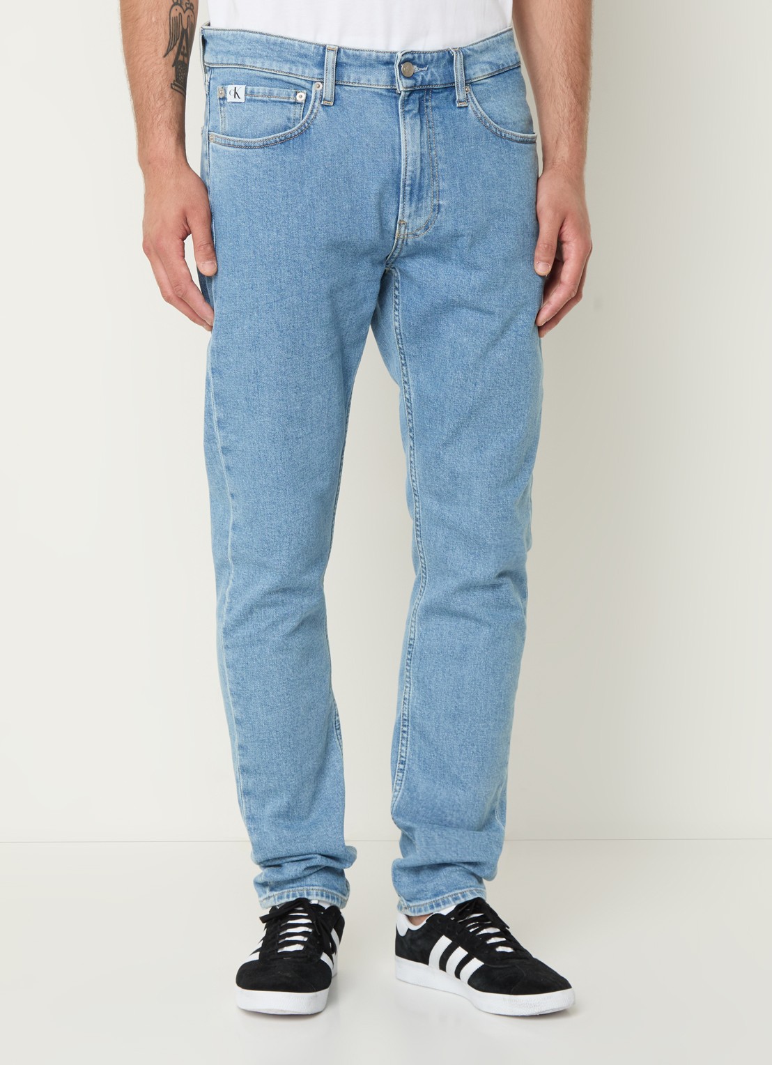 Calvin Klein Slim fit jeans met medium wassing - detail 3 indigo