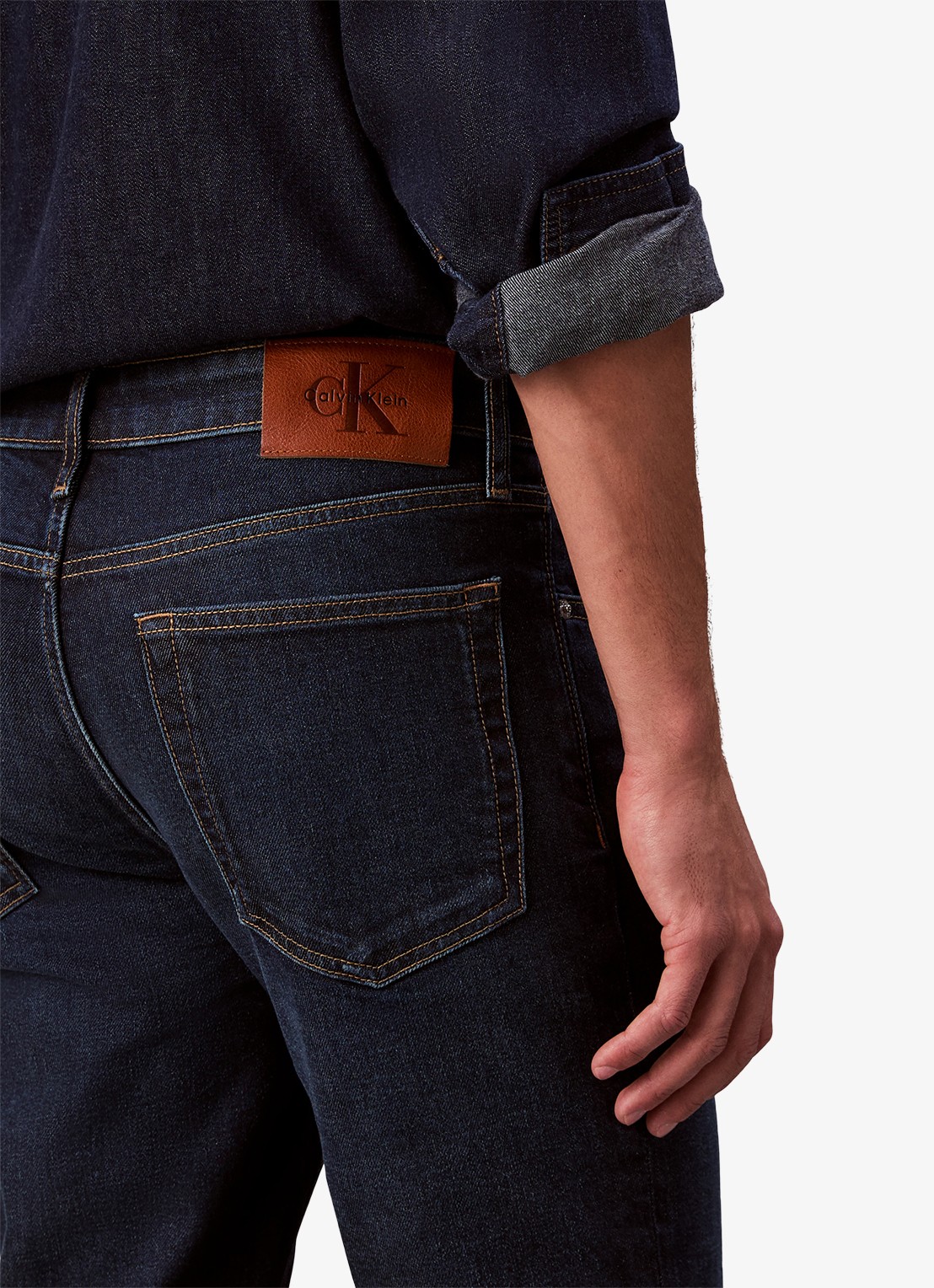 Calvin Klein Slim fit jeans met steekzakken - detail 3 denim