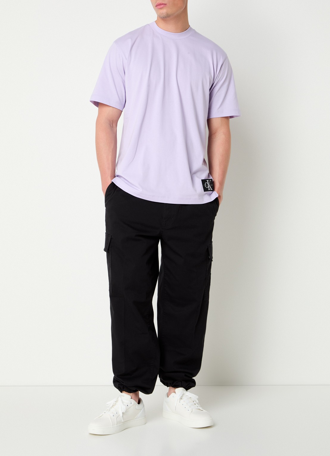 Calvin Klein Straight fit cargobroek met steekzakken en logo - voorkant 5 zwart