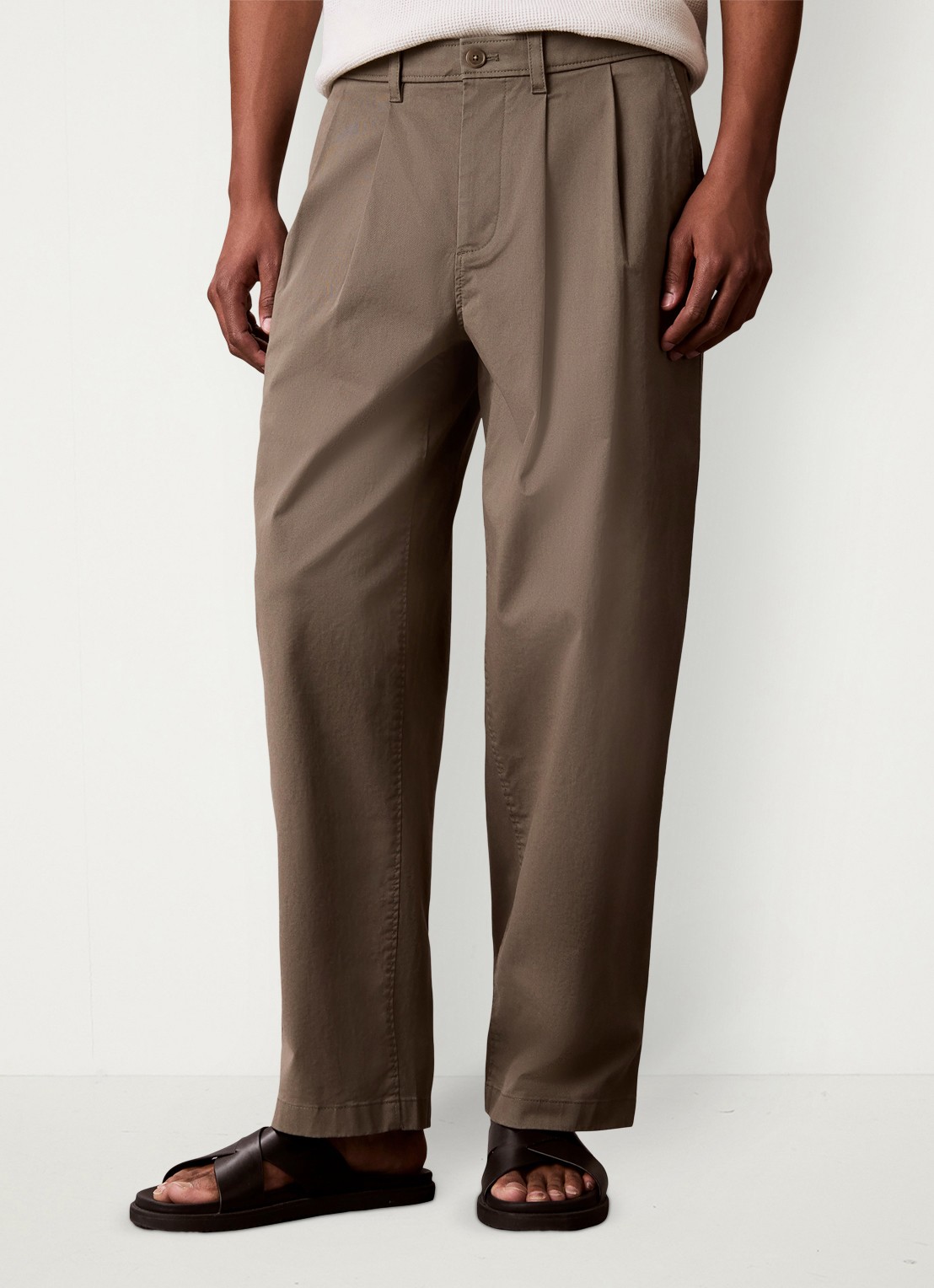 Calvin Klein Straight fit chino met plooien - detail 4 olijfgroen