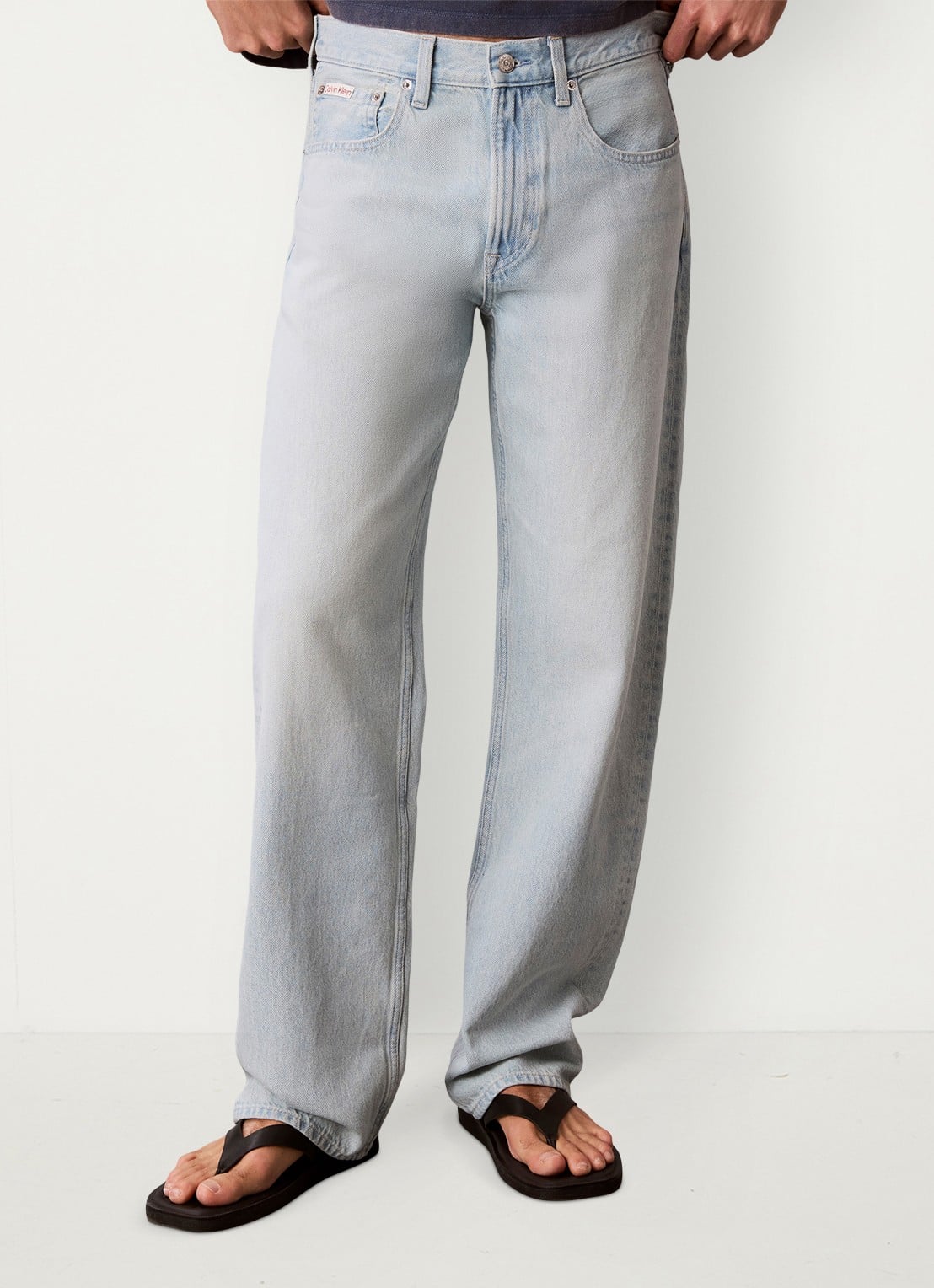 Calvin Klein Straight fit jeans met lichte wassing - detail denim