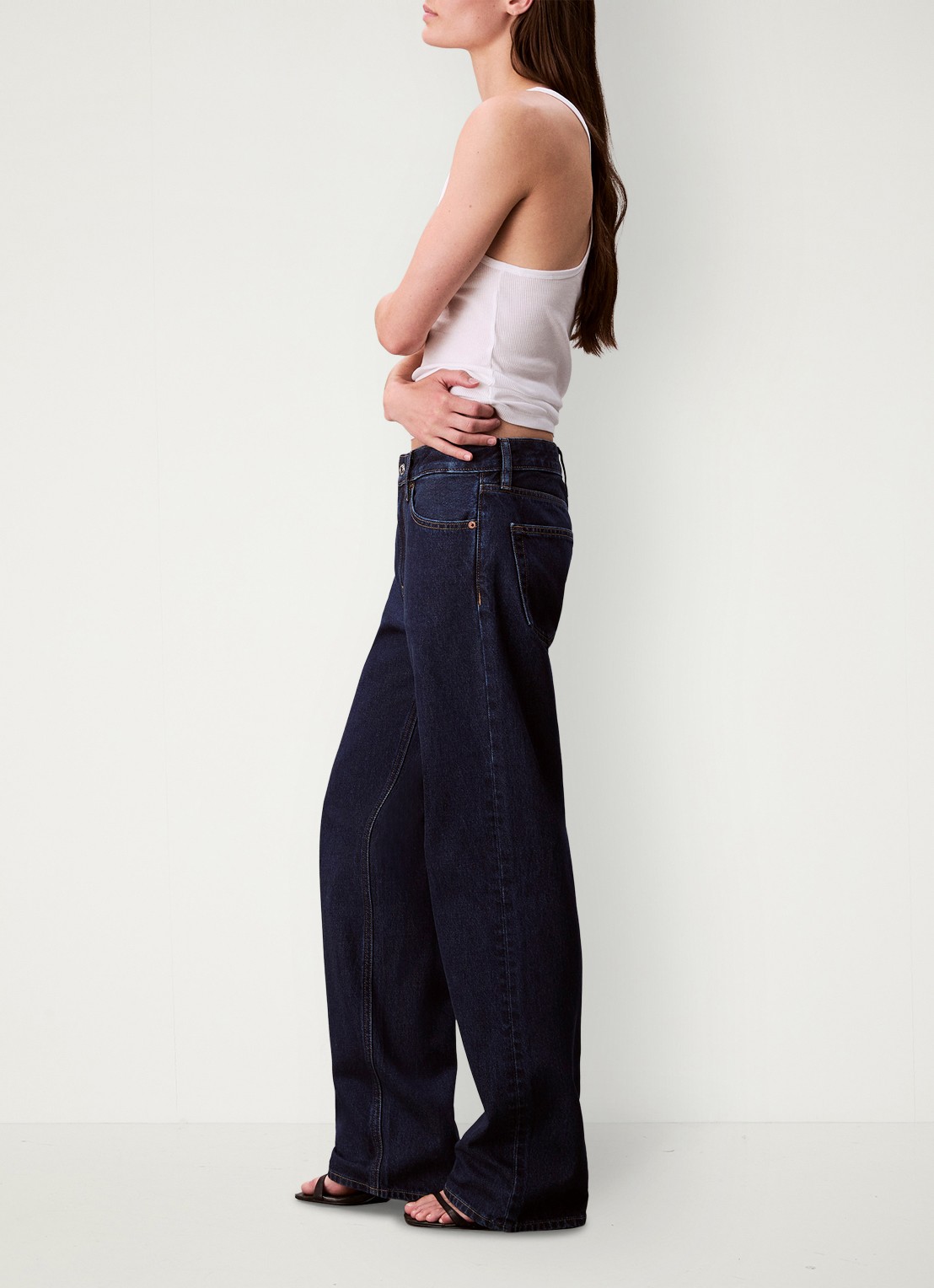 Calvin Klein Straight leg jeans met steekzakken - detail 6 donkerblauw