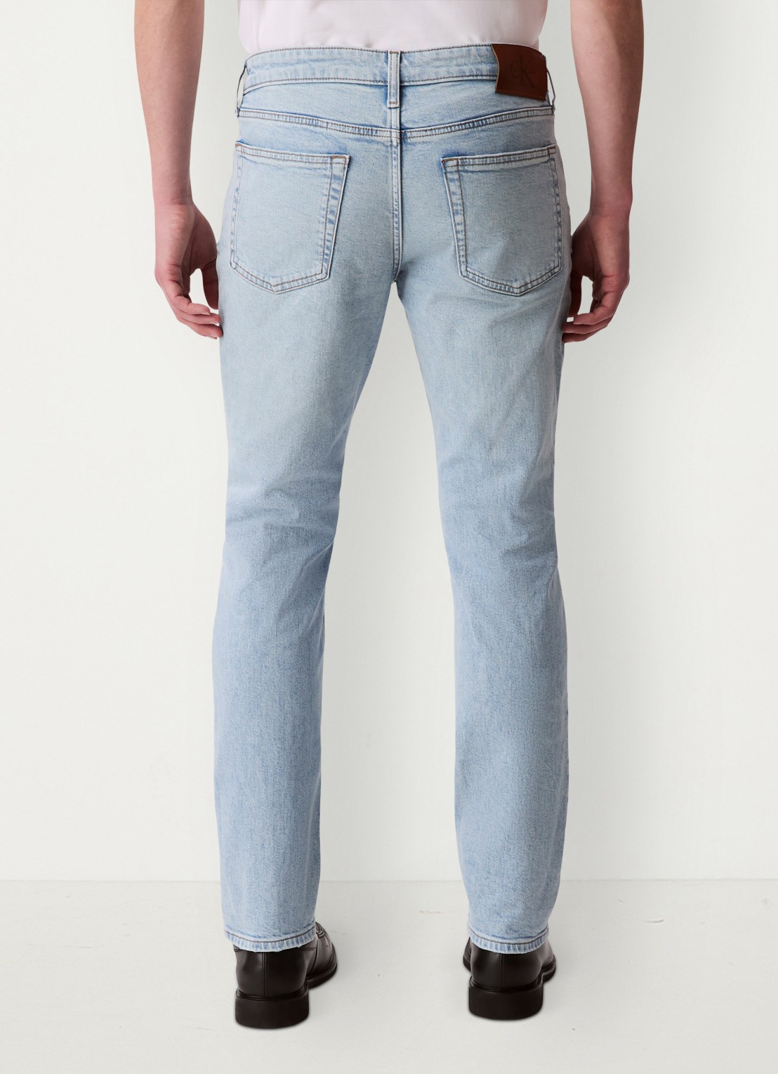 Calvin Klein Straight leg jeans met steekzakken - achterkant 4 indigo