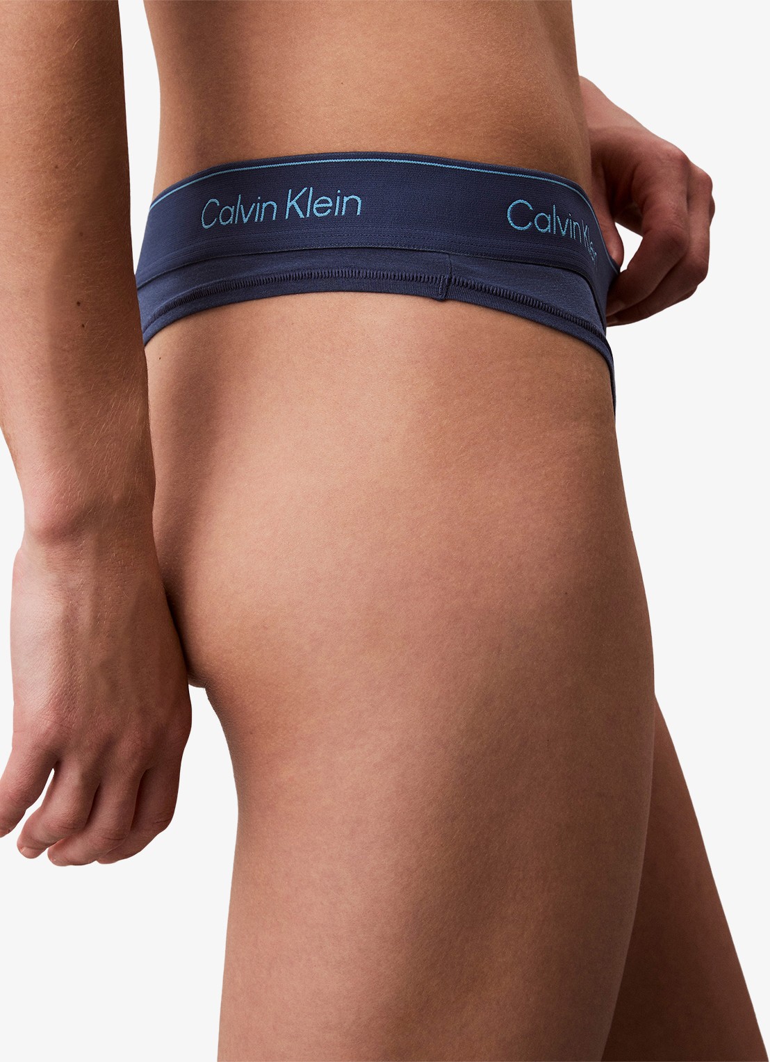 Calvin Klein String met logoband - detail 3 donkerblauw