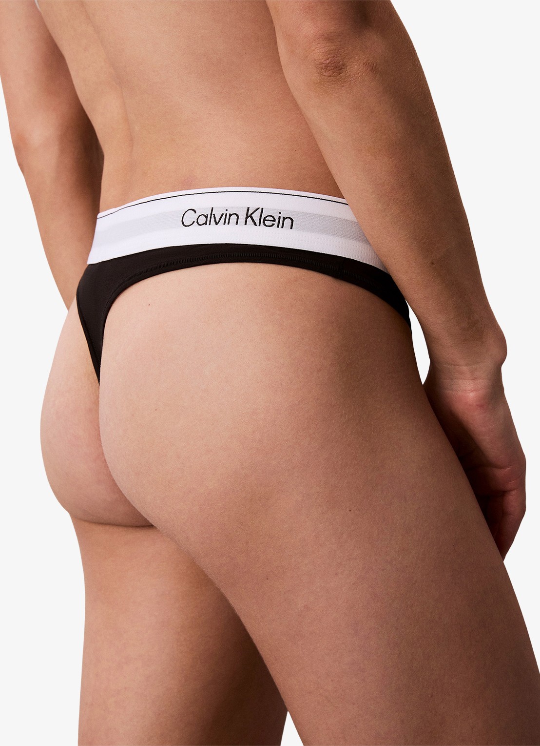 Calvin Klein String met logoband - detail 4 zwart