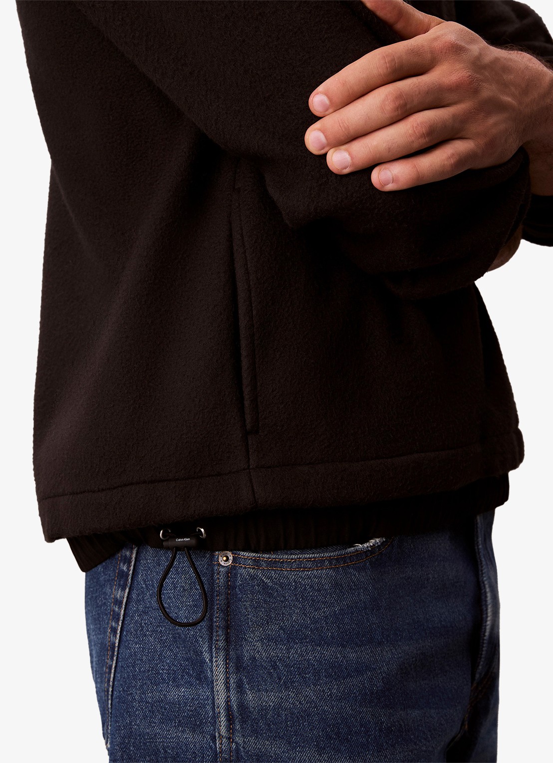Calvin Klein Sweater met halve rits en logo - detail 6 zwart
