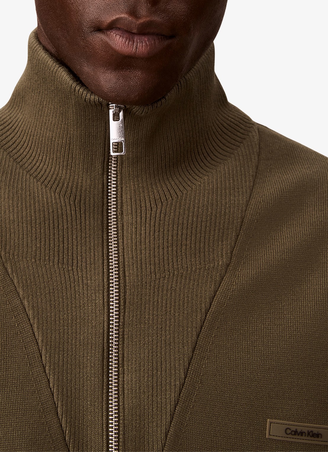 Calvin Klein Sweater met halve rits - detail 2 olijfgroen