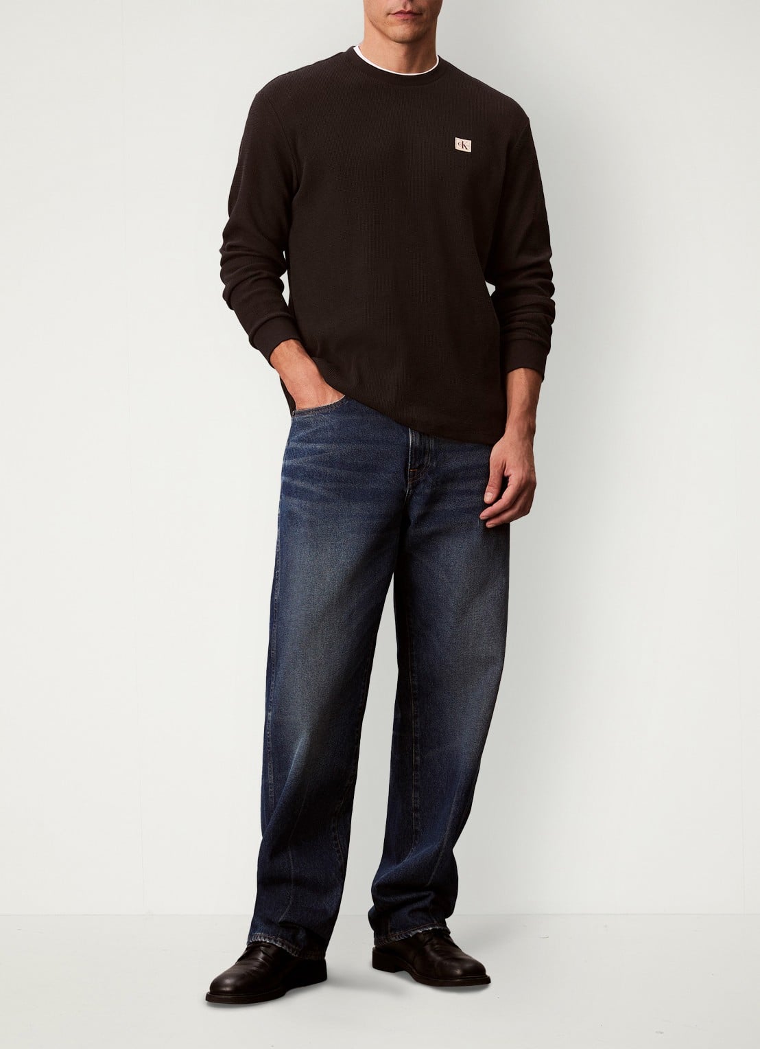 Calvin Klein Sweater met structuur en logo - voorkant 7 zwart