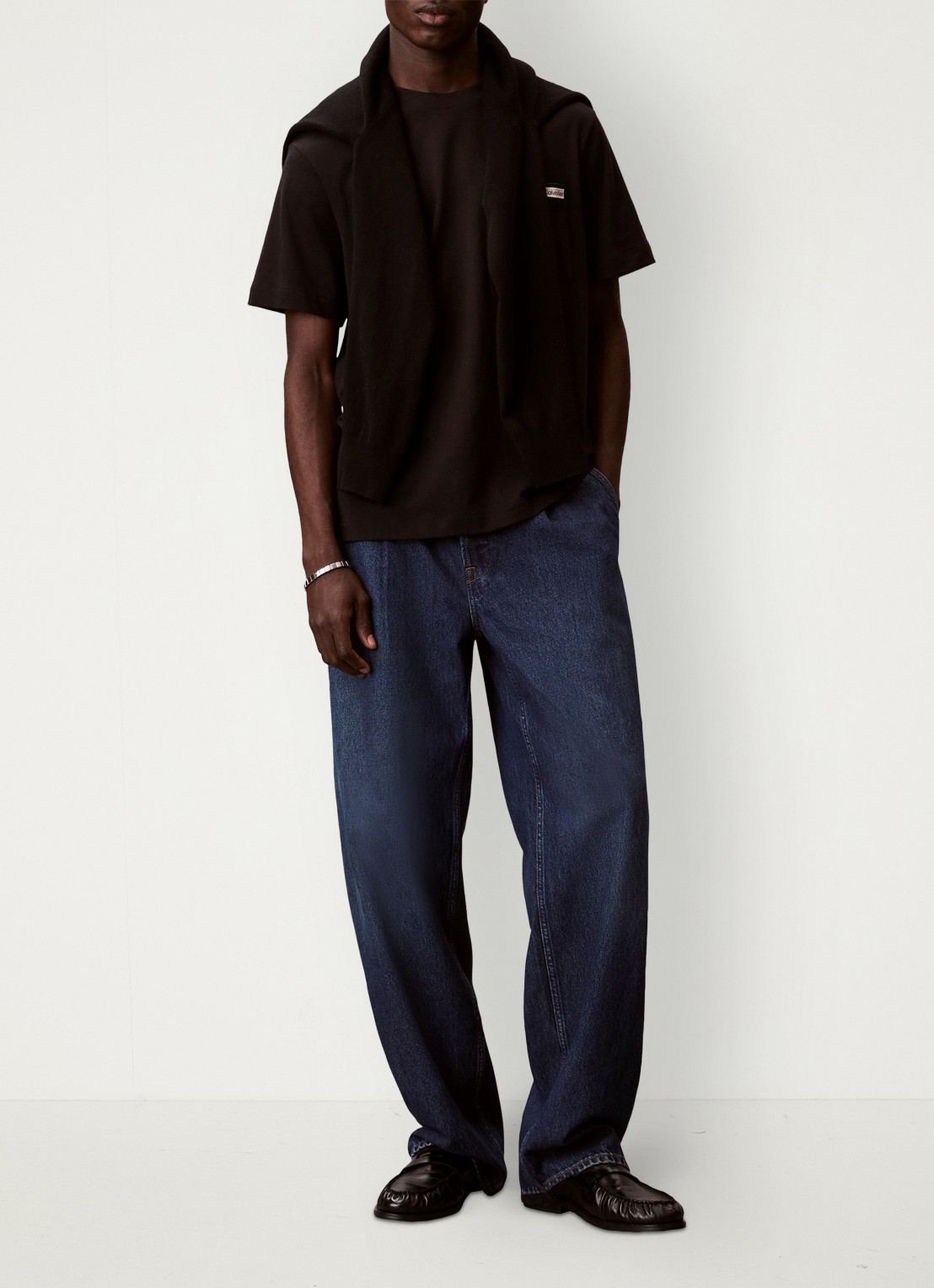 Calvin Klein T-shirt met borstzak - voorkant 3 zwart