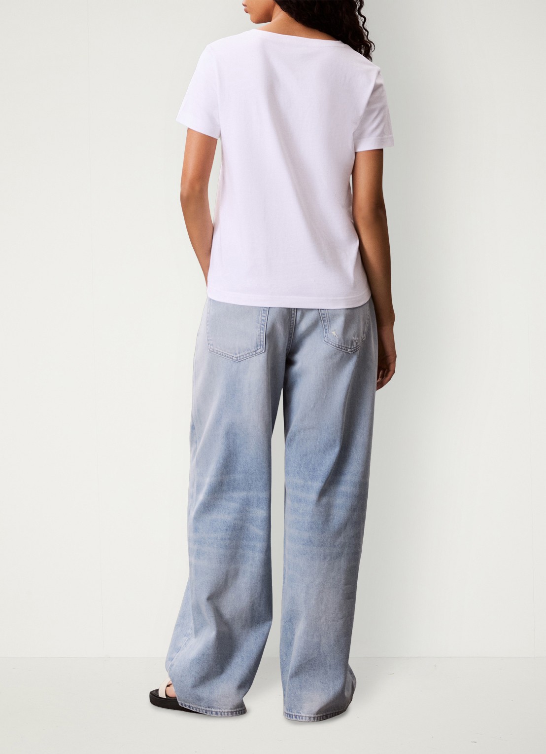 Calvin Klein T-shirt met logoborduring - achterkant 4 wit