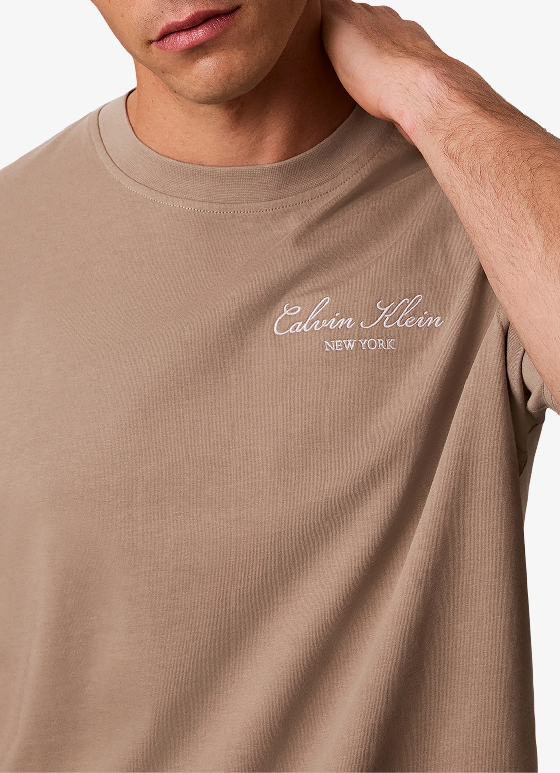 Calvin Klein T-shirt met logoborduring - detail 5 beige
