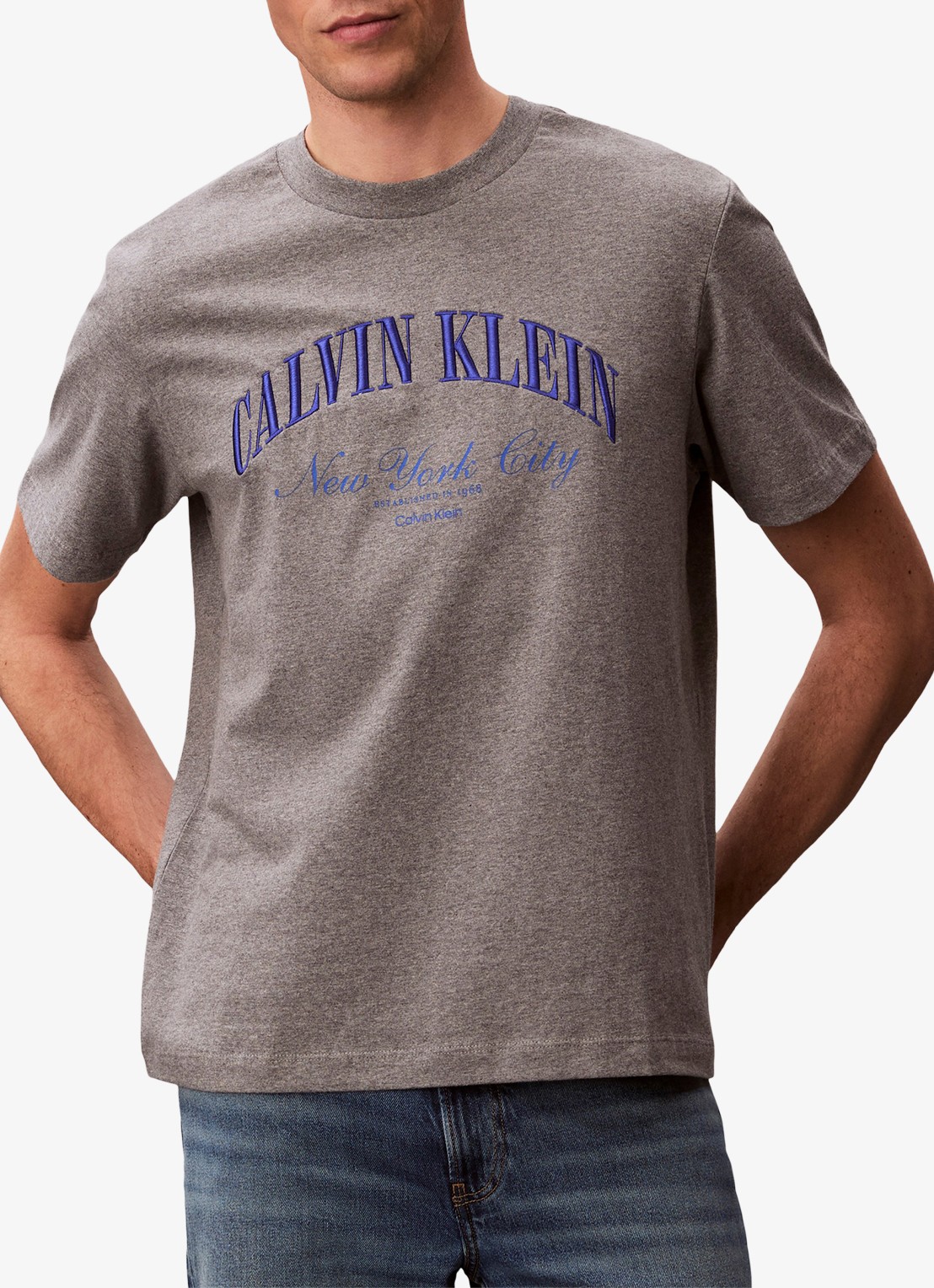 Calvin Klein T-shirt met logoprint - detail 4 med grey htr-p7e