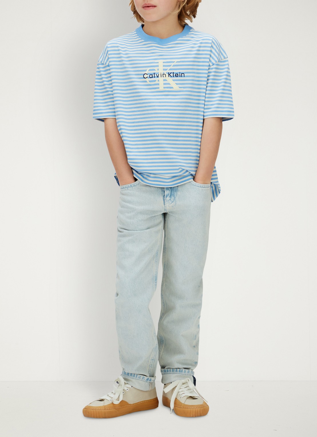 Calvin Klein T-shirt met logoprint - voorkant 3 wit