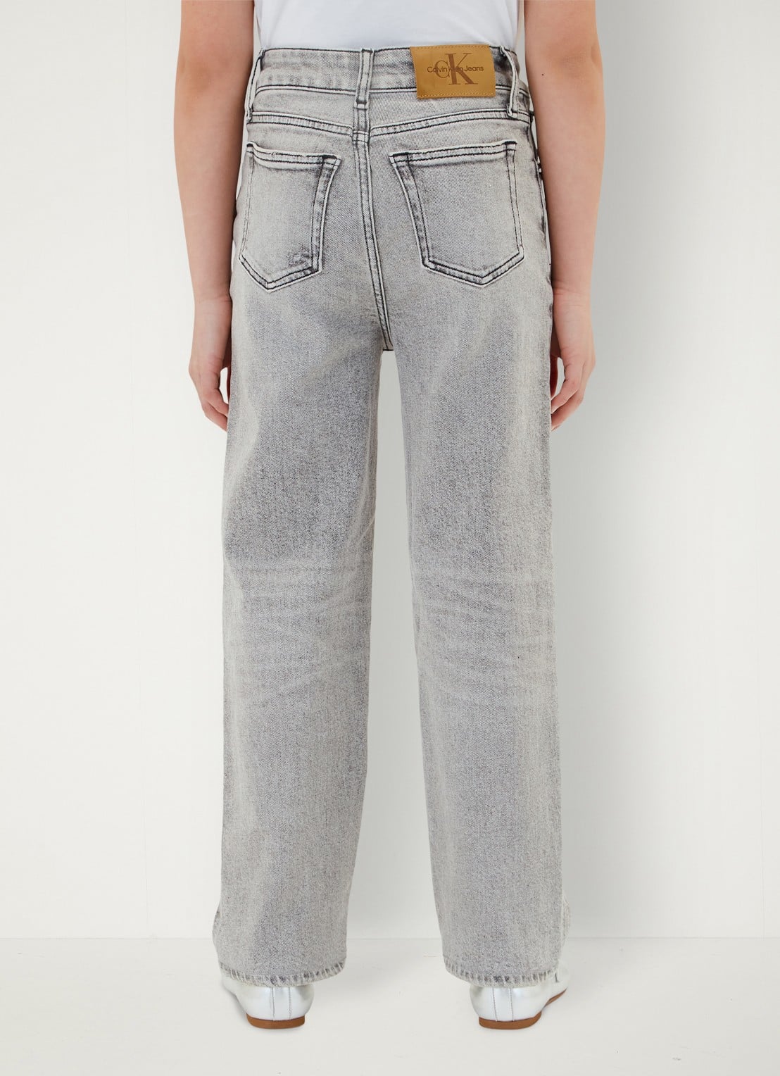 Calvin Klein Tapered fit jeans met donkere wassing - achterkant 4 middengrijs