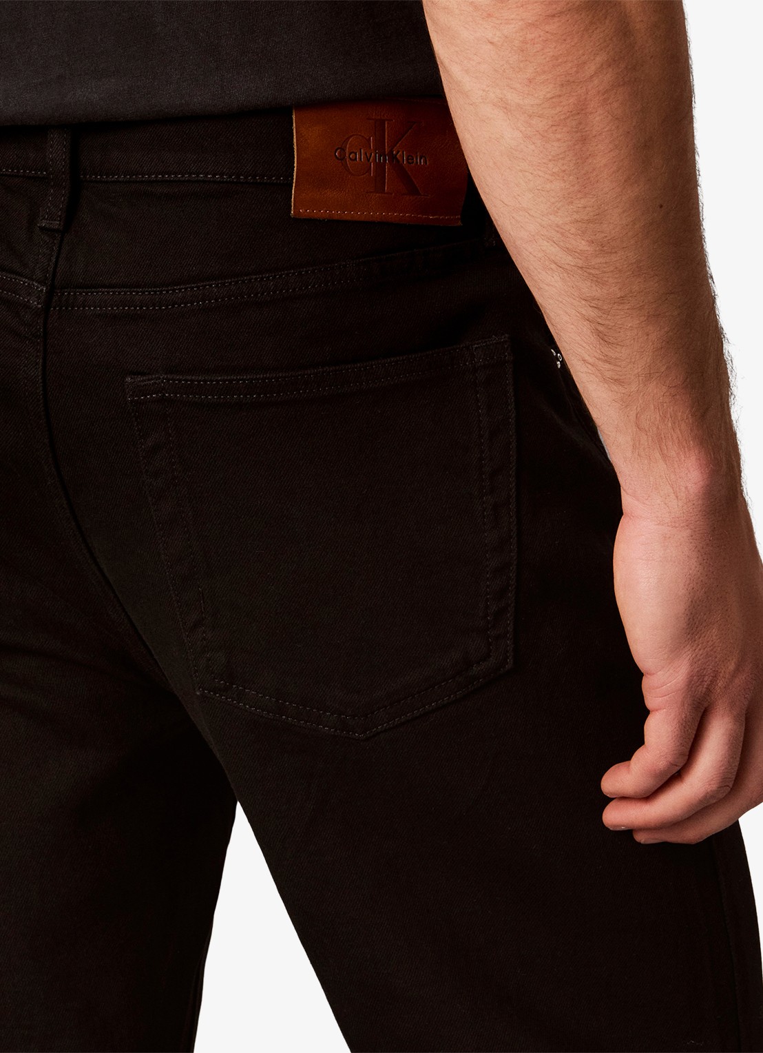 Calvin Klein Tapered fit jeans met steekzakken - detail 5 zwart