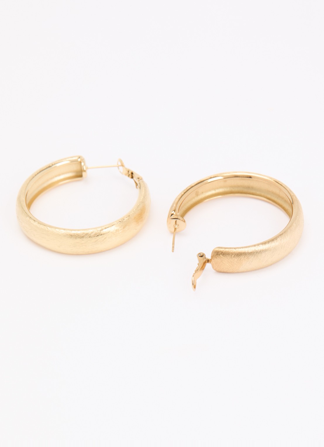 Camps & Camps Matte Creole oorringen verguld - detail goud